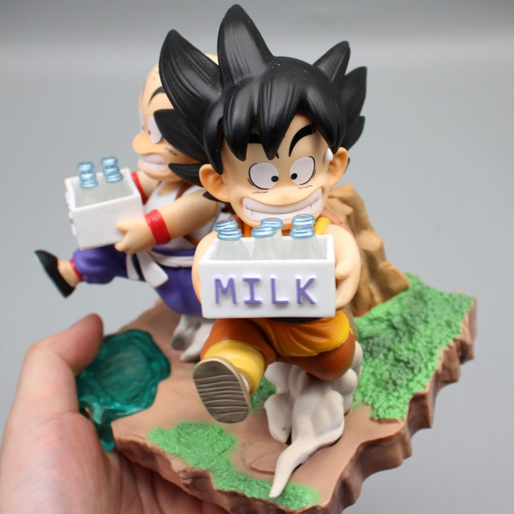 Figura Dragon Ball Son Goku Niño Krillin Entrega De Leche