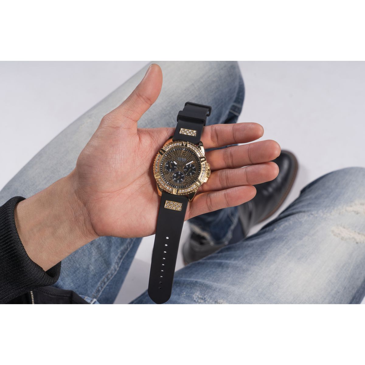 Reloj Guess FRONTIER para Caballero Negro