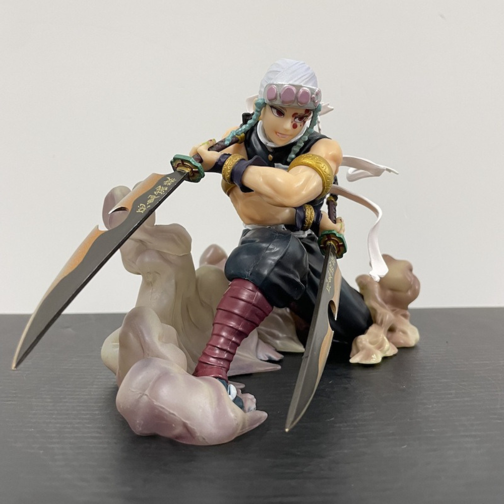 Figura de Acción Demon Slayer, Figura de Colección Kimetsu No Yaiba Zero, Personaje de Acción Tengen Uzui, Juguete para niños, Tamaño 15 cm..