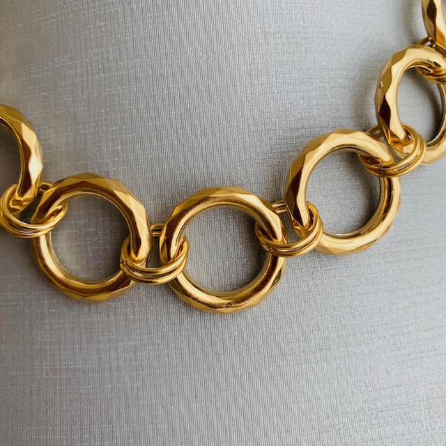 Gargantilla/ Collar Eslabones Grandes- Baño de oro 18k- Collar dorado