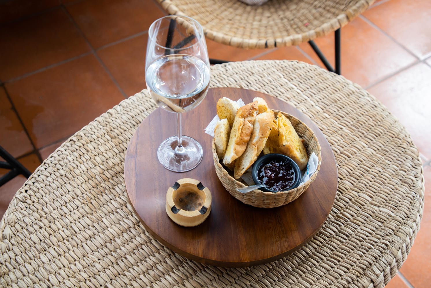 Charola giratoria de Madera Parota Redonda Hogare 38 cm.