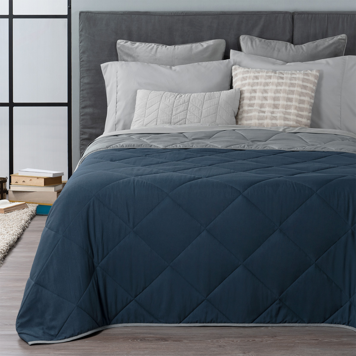 Edredón Colcha Ligero de Doble Vista Matrimonial Azul - Gris Real Textil.