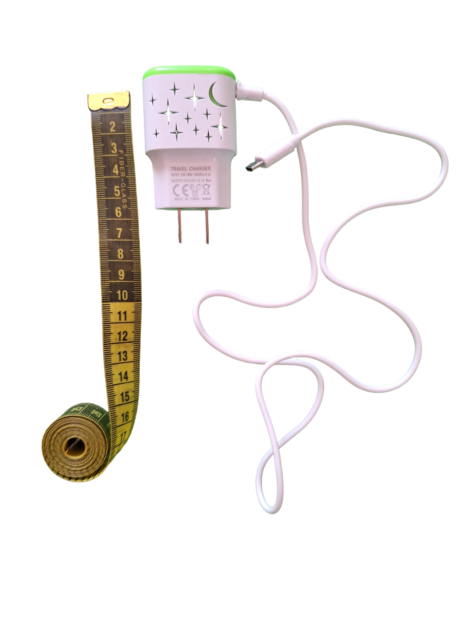 Cubo Cargador Para Celular Carga Rápida Doble Entrada Color Blanco con Verde