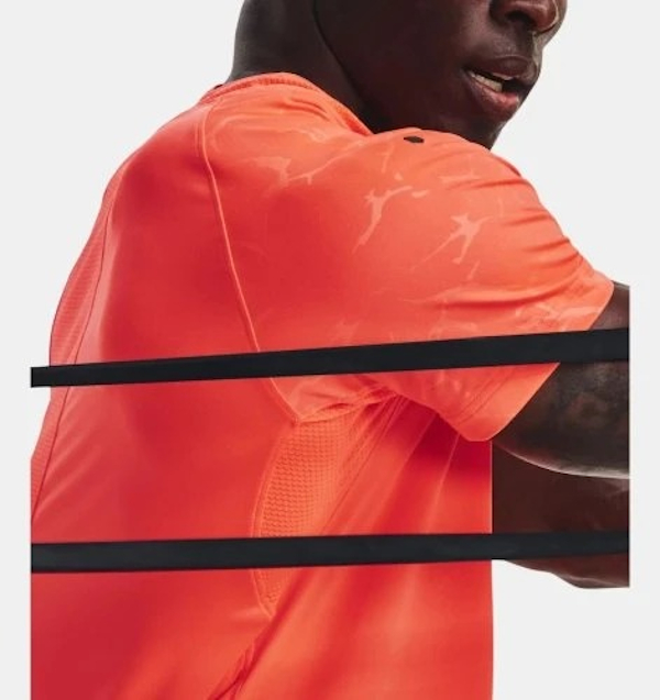 Playera Under Armour Rush Emboss