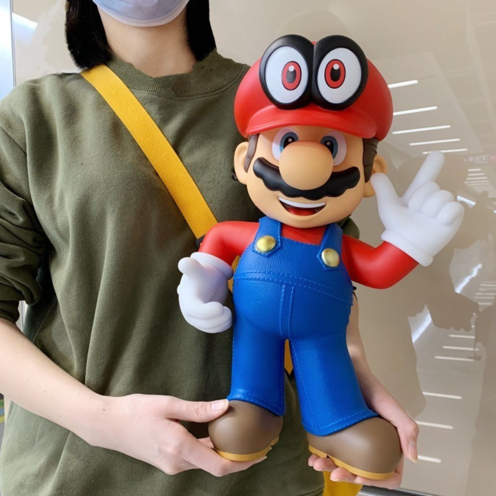 Figura de Colección Mario Odyssey 39cm, Super M Gorra Etatuilla de Personaje de Videojuegos, Muñeco Gigante Decoración Ideal para Regalo, Juguetes para Niños de PVC Reforzado Calidad