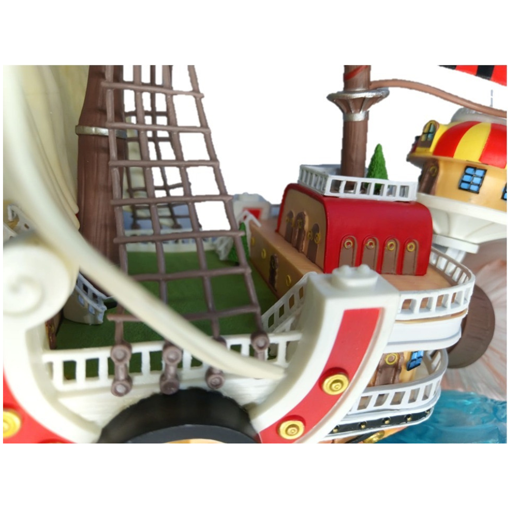 Figura Barco Pirata One Piece Thousand Sunny 31cm Anime