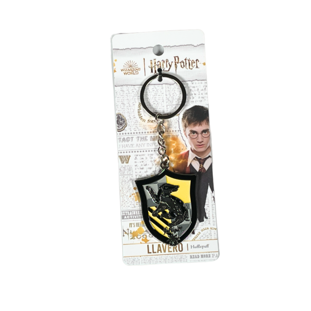 Llavero Hufflepuff Edición Especial - Harry Potter - Geek Industry .