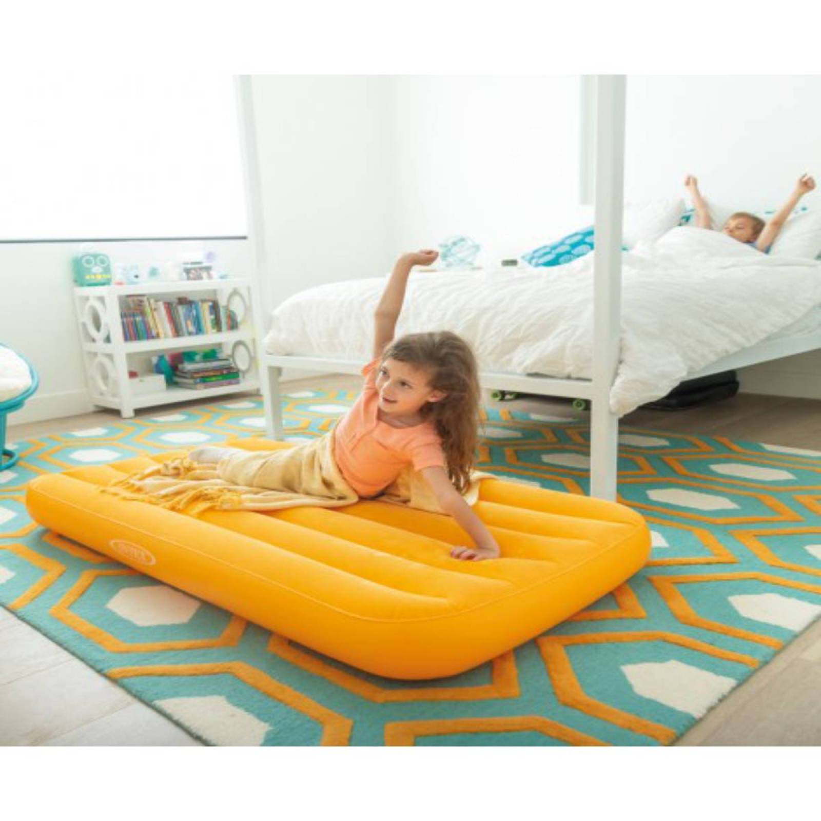 Colchon Inflable Para Niños 88 X 157 Cm Azul O Naranja Intex Multicolor