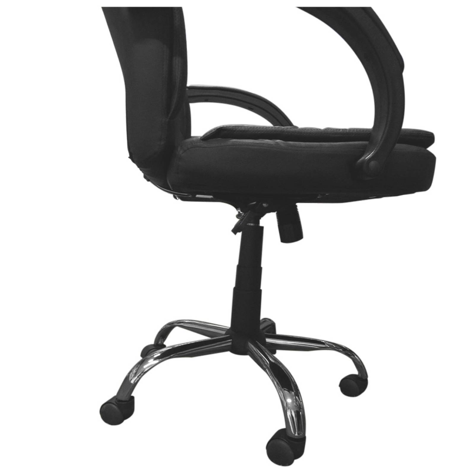Silla De Oficina Ejecutiva Ergonomica Vinipiel Base Cromada 
