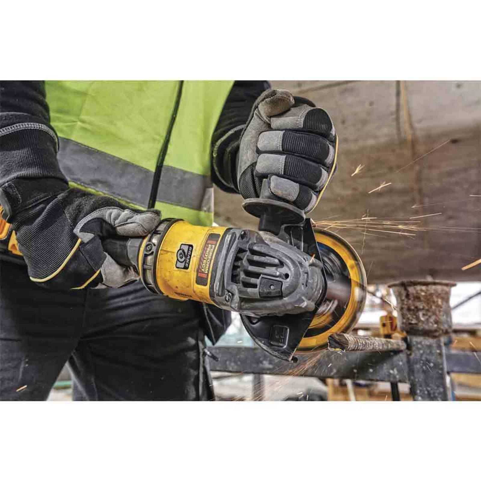 Esmeril Angular 4 1/2in + Bateria + Cargador + Bolsa Dewalt