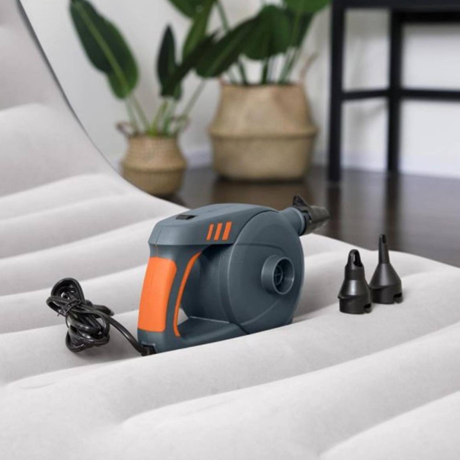 Bomba De Aire Eléctrica Para Inflar Alberca Colchon Bestway