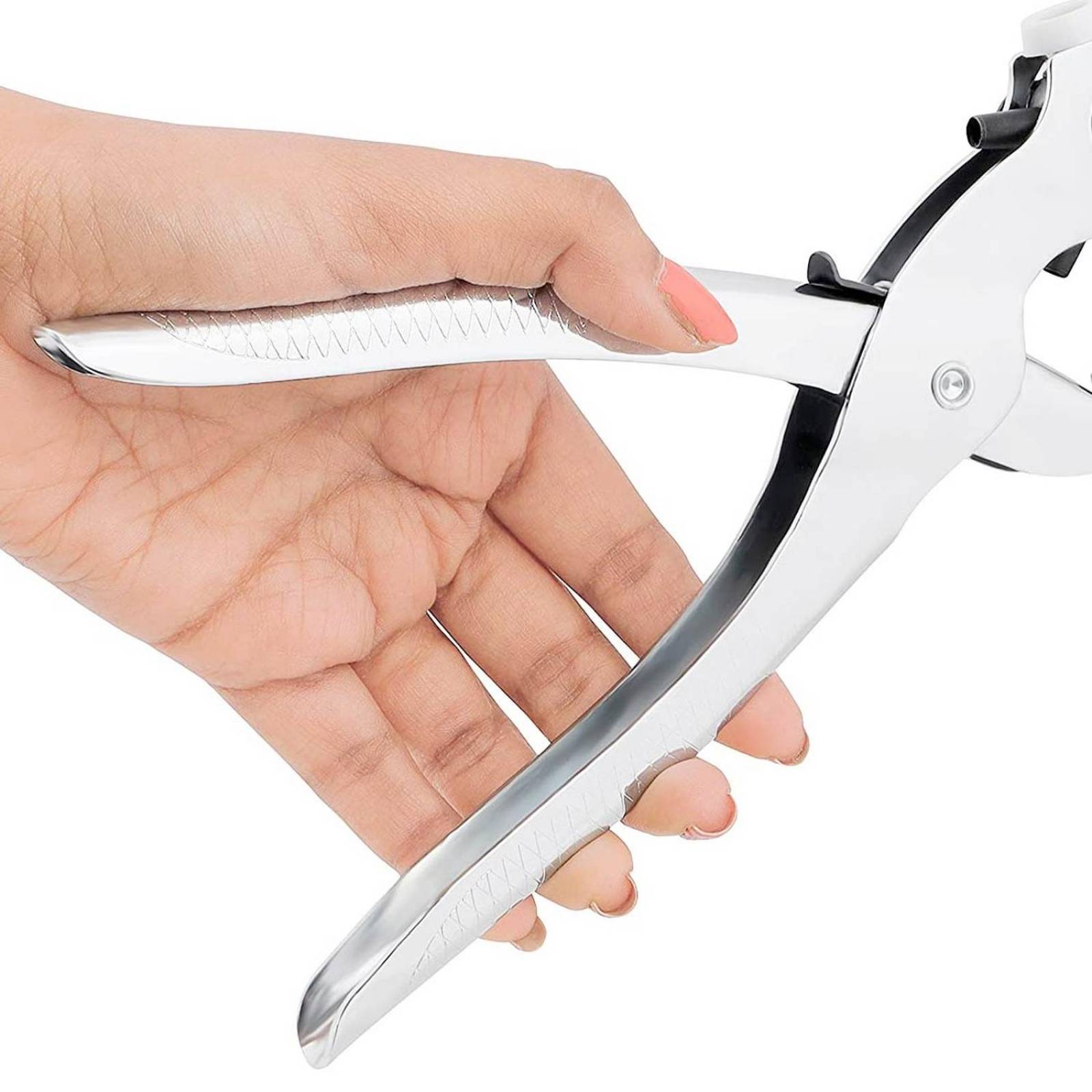 Pinza Sacabocados Estrella Ojilladora 3 Pzas + 600 Ojillos 