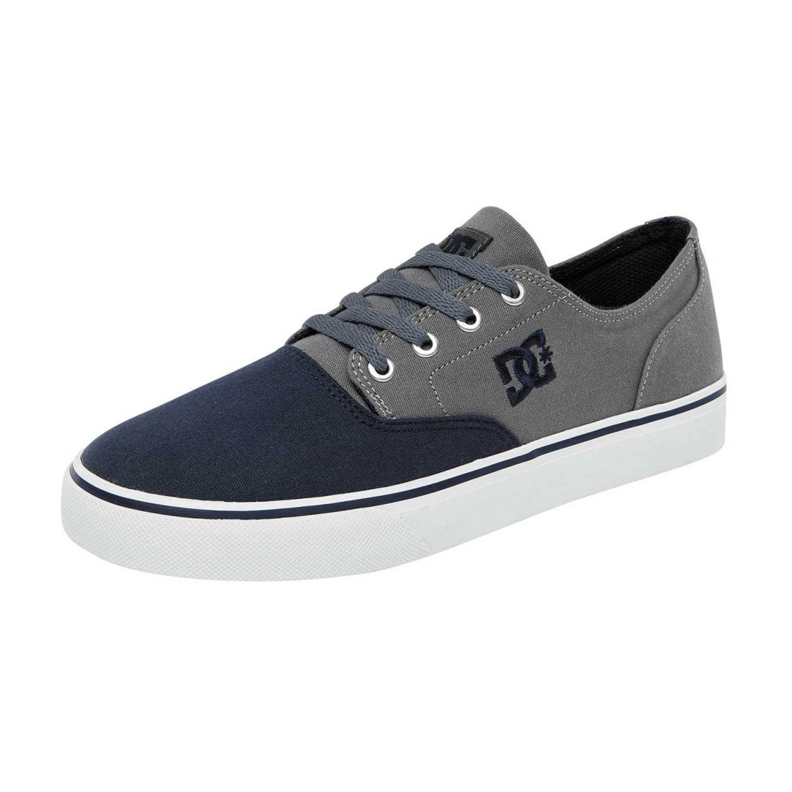 dc shoes