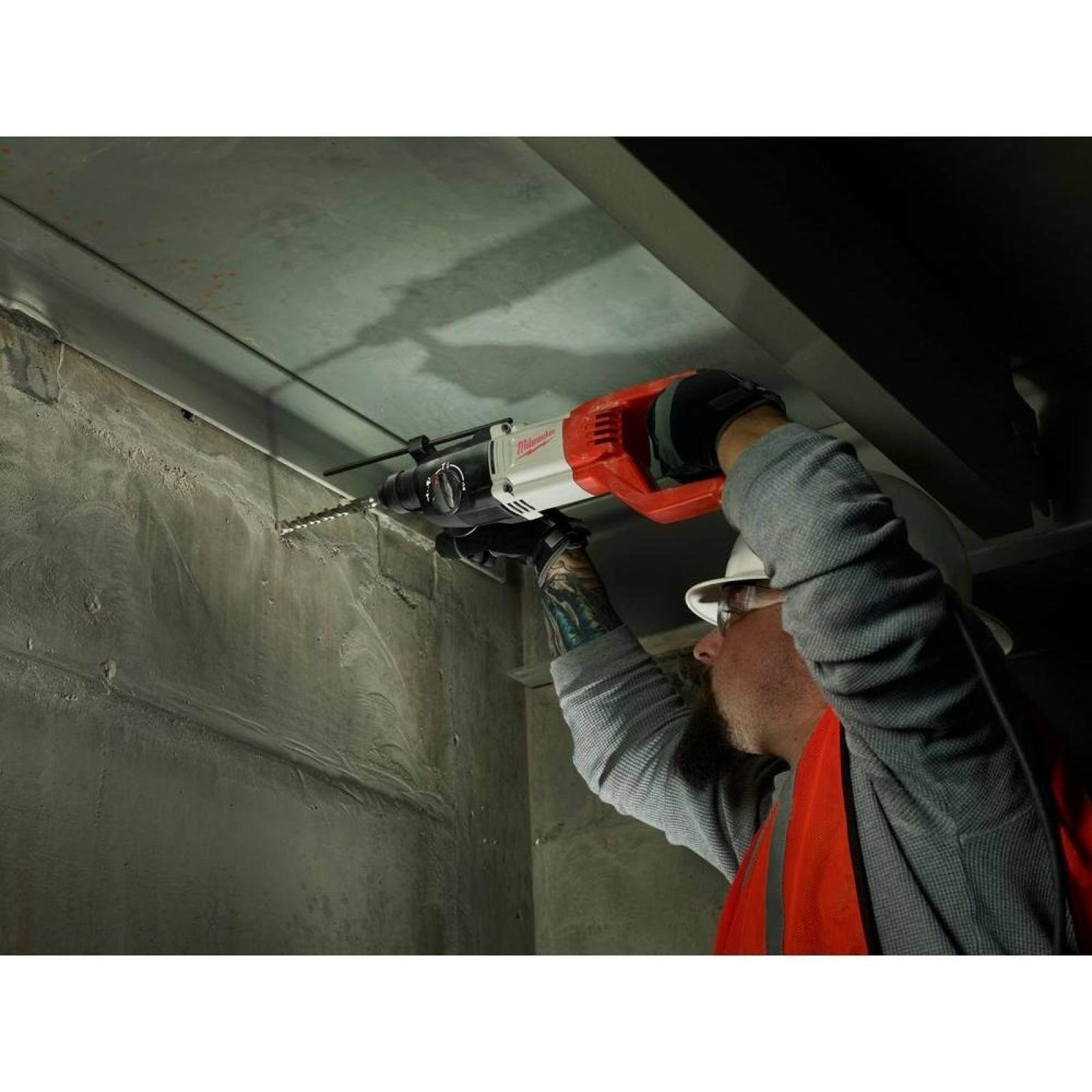 Martillo Demoledor Cincelador 840W VVR 526221 Milwaukee