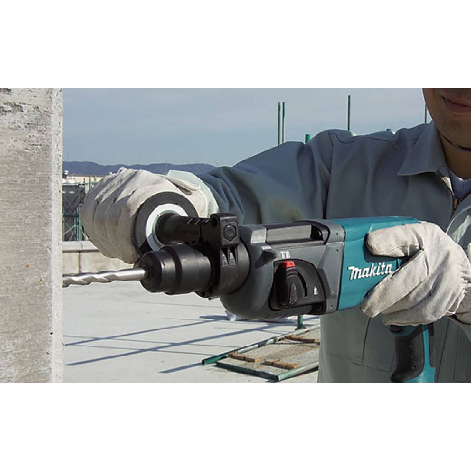 Rotomartillo Makita Perforador 780W VVR HR2460 Makita