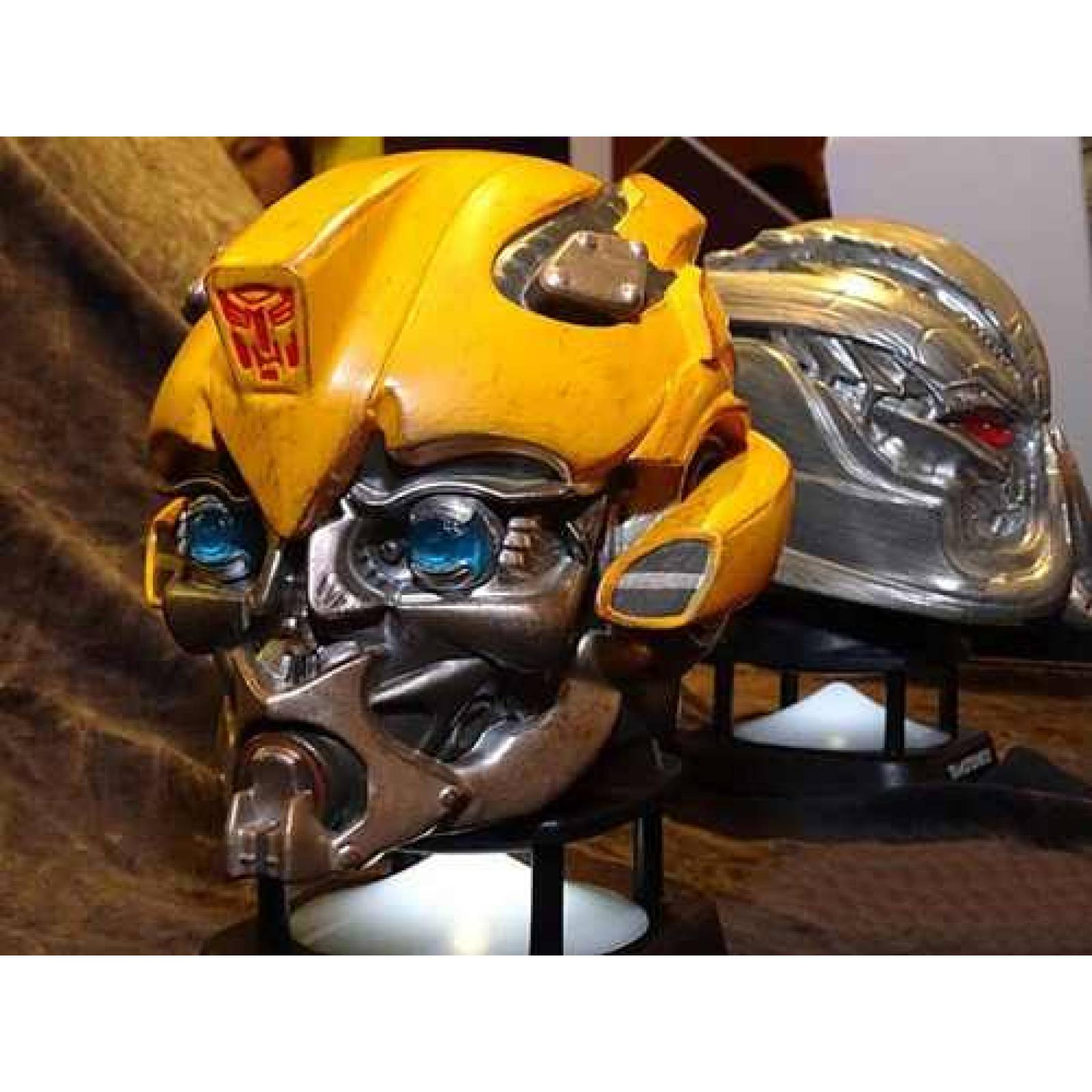 Bocina Bluetooth Transformers Bumblebee con App