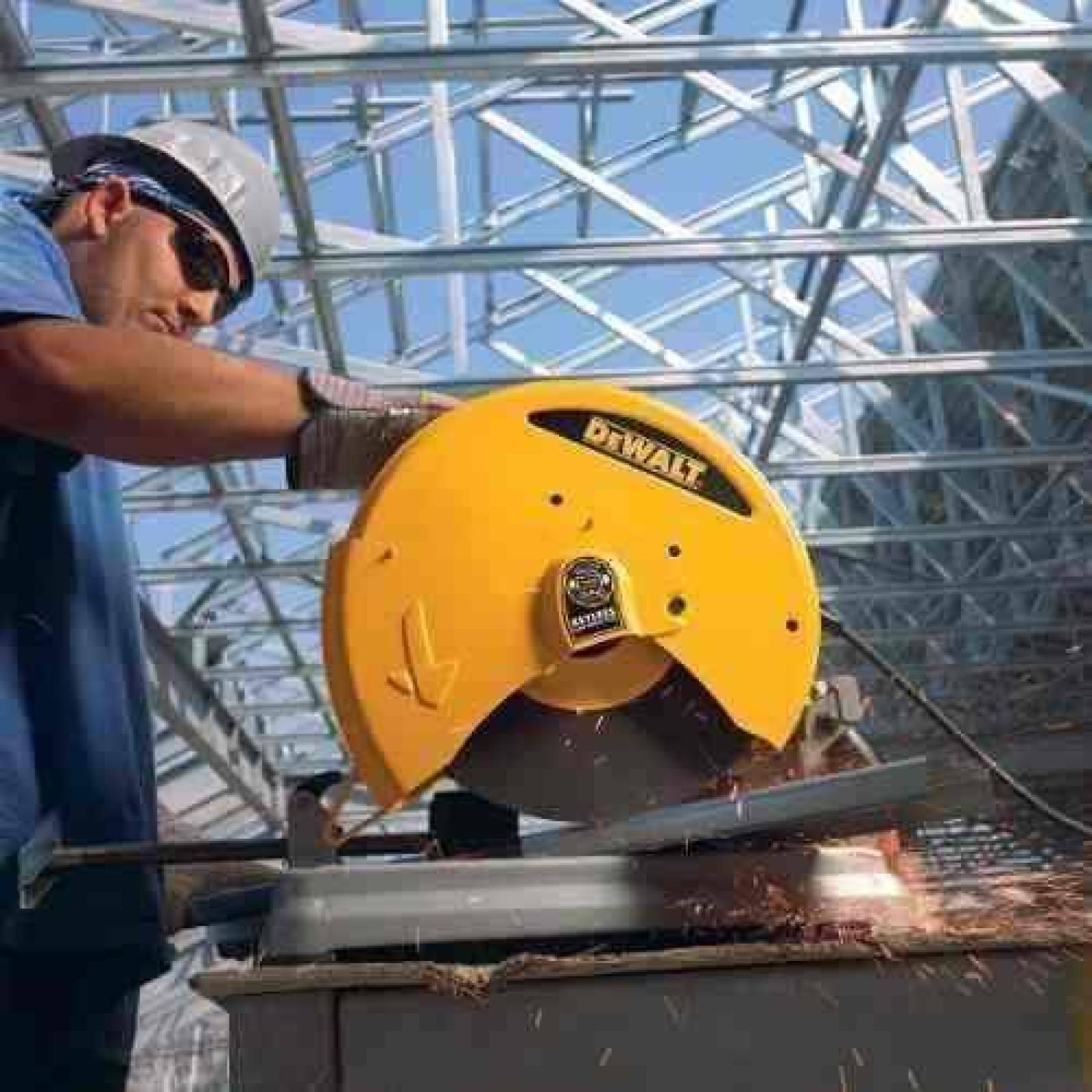 Cortadora De Metal 14" Dewalt 2200W D28720