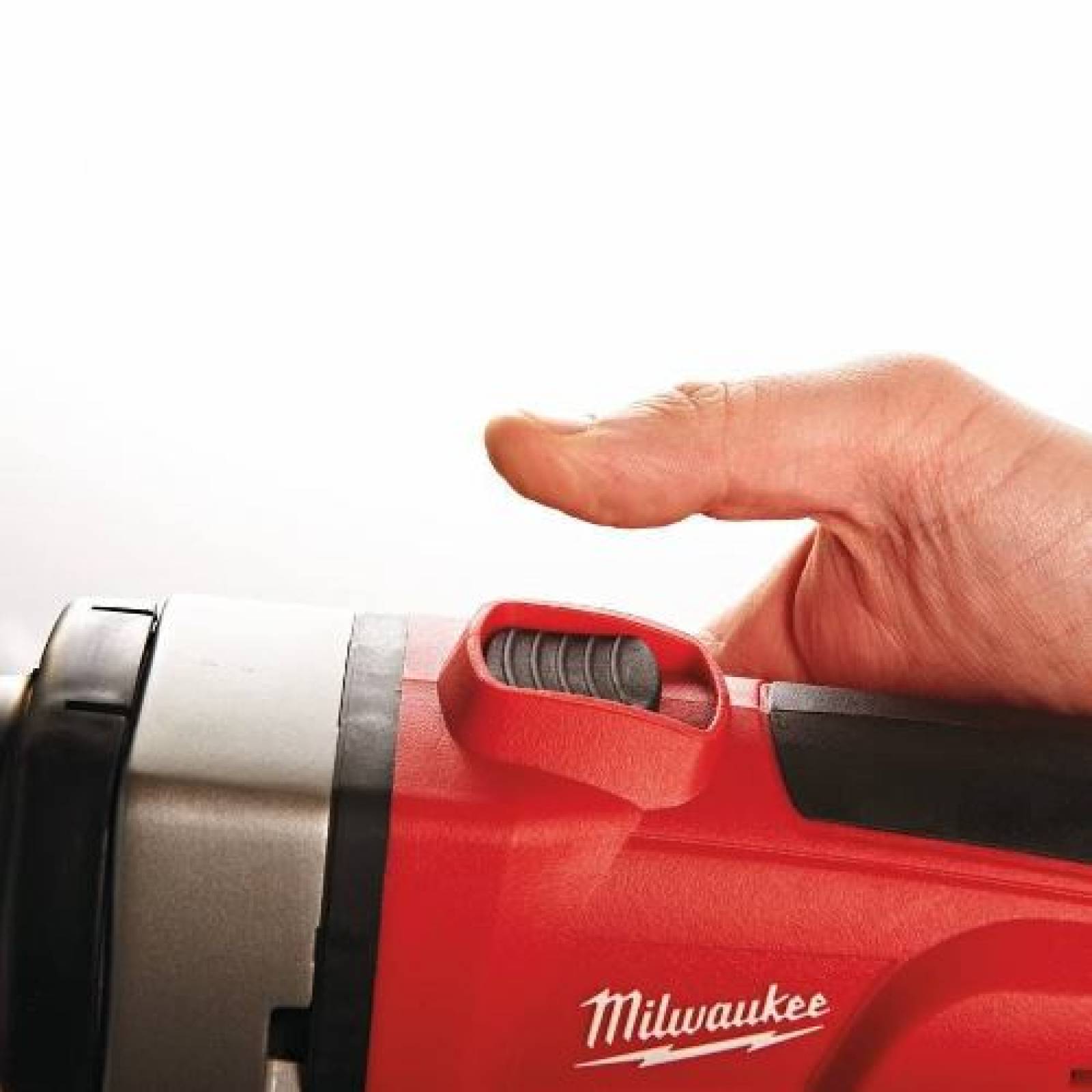 Esmeril Mototool recto 1800W 6" 5243 Milwaukee