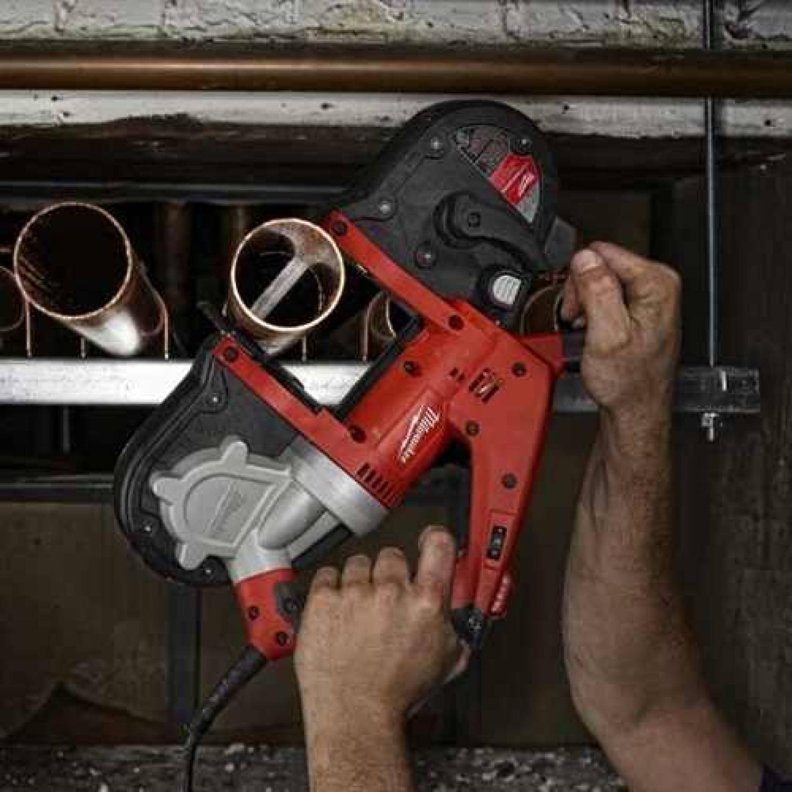 Sierra Banda Cinta 840W VV 62426 Milwaukee