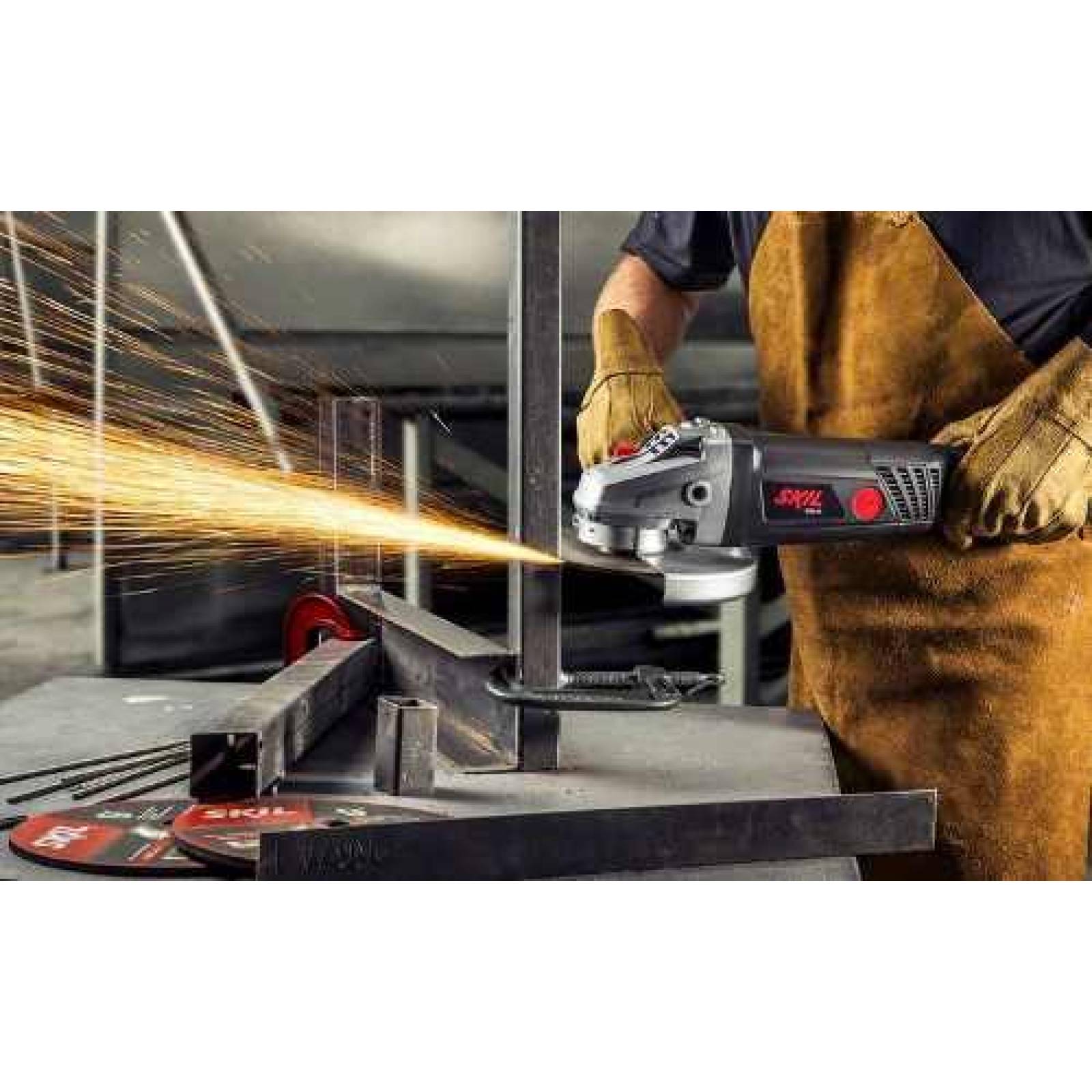 Esmeriladora Angular Esmeril 9" 1800 W 9981 Herramienta Skil