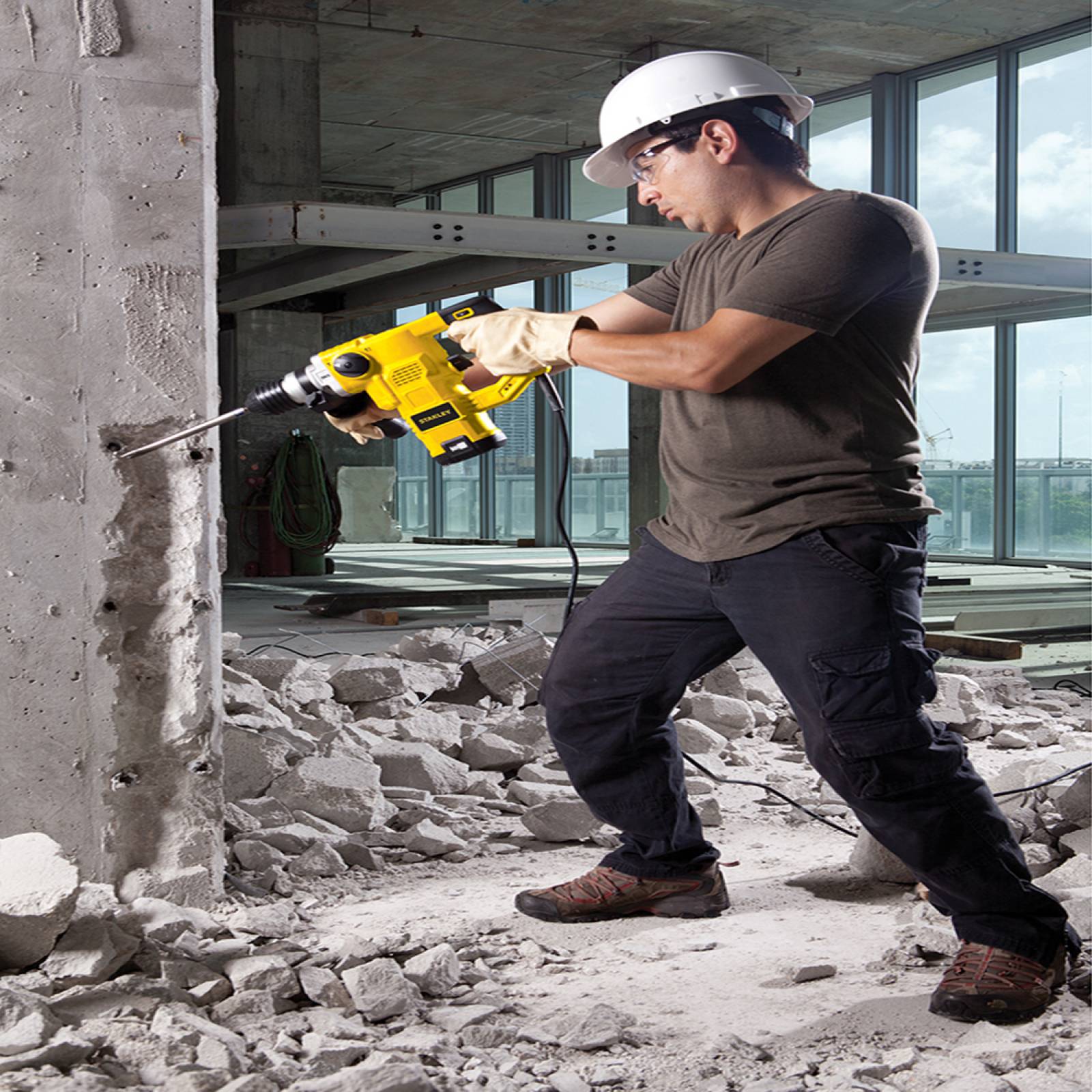 Rotomartillo SDS 1-1/4 pulg 3 Modos 7 Borcas 1250 W Stanley