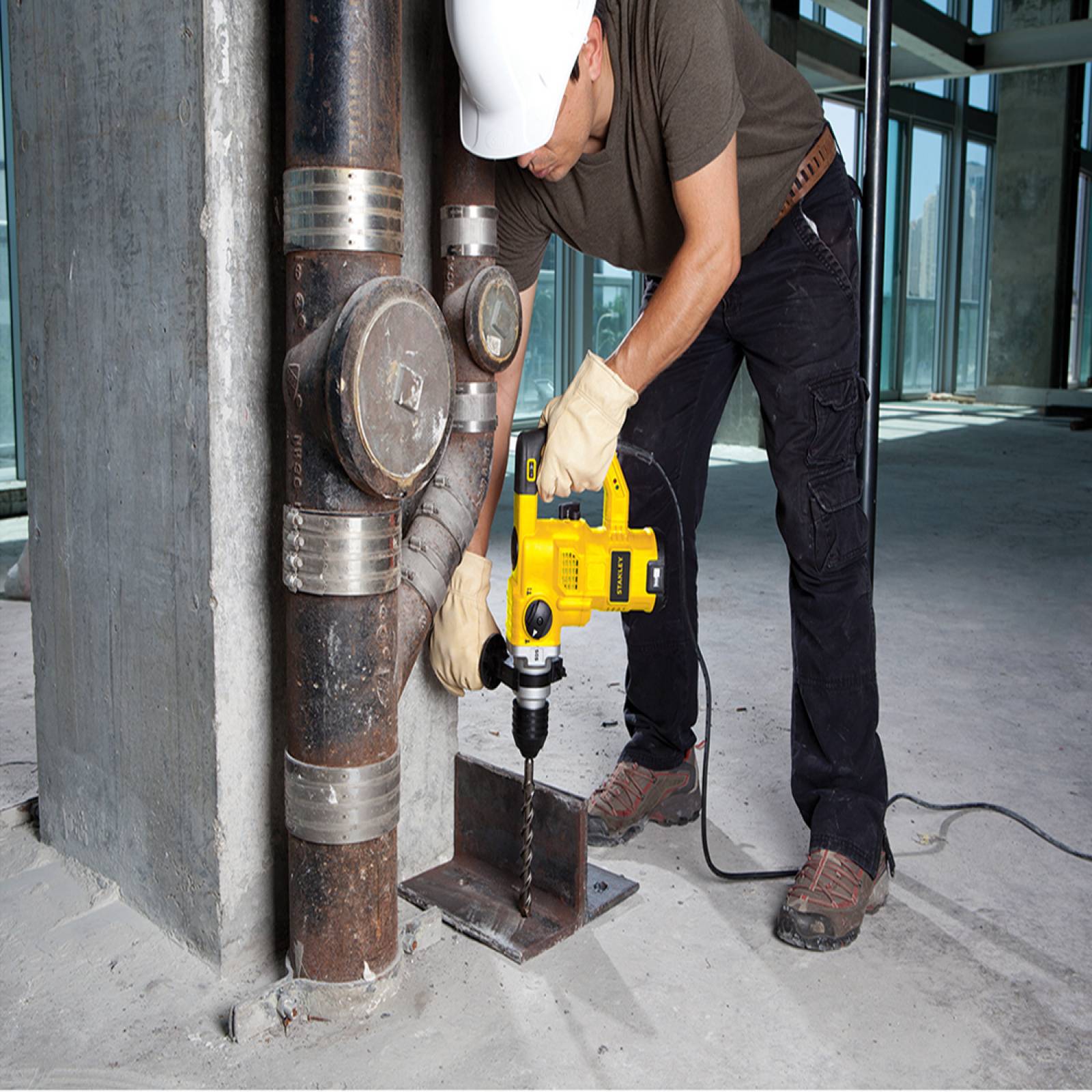 Rotomartillo SDS 1-1/4 pulg 3 Modos 7 Borcas 1250 W Stanley