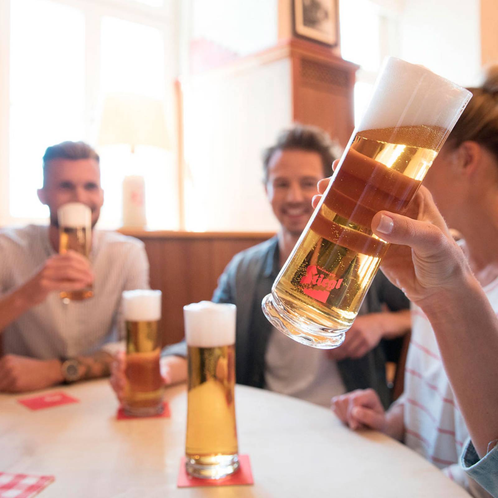 Cerveza Importada 20 Pzs 500 ml Stiegl Paracelsus Bio-Zwickl