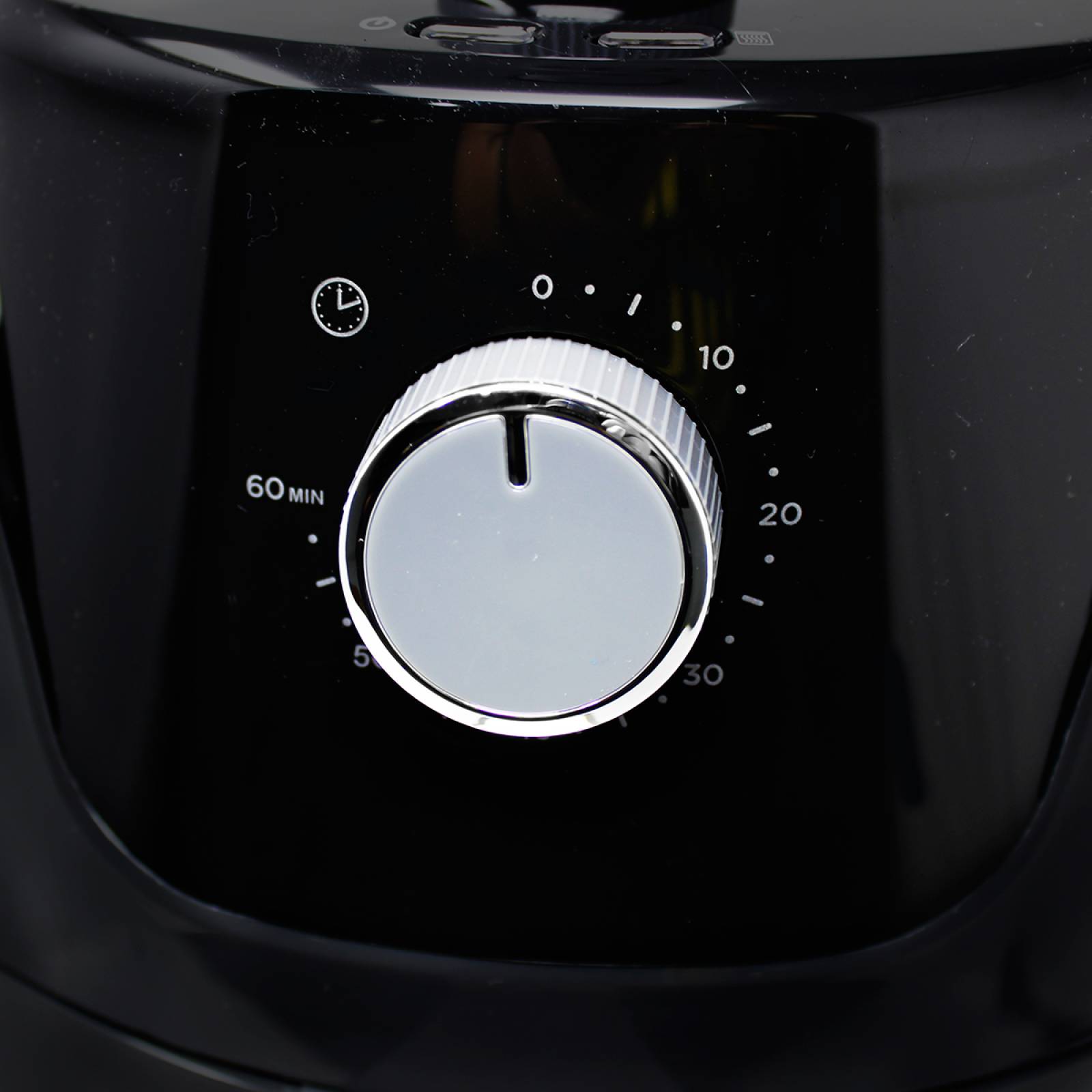 Freidora de Aire Sin Aceite 4 L Bioceramic Negra Oster CKSTAF40M