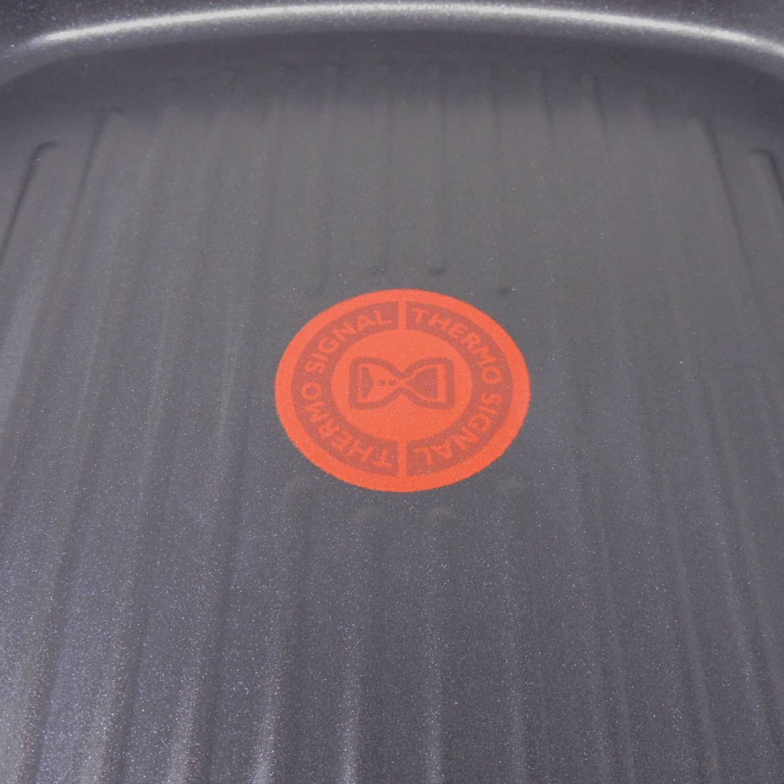 Sartén Cuadrado Grill 26 Cm Cocina Y Limpia T-fal B5654082
