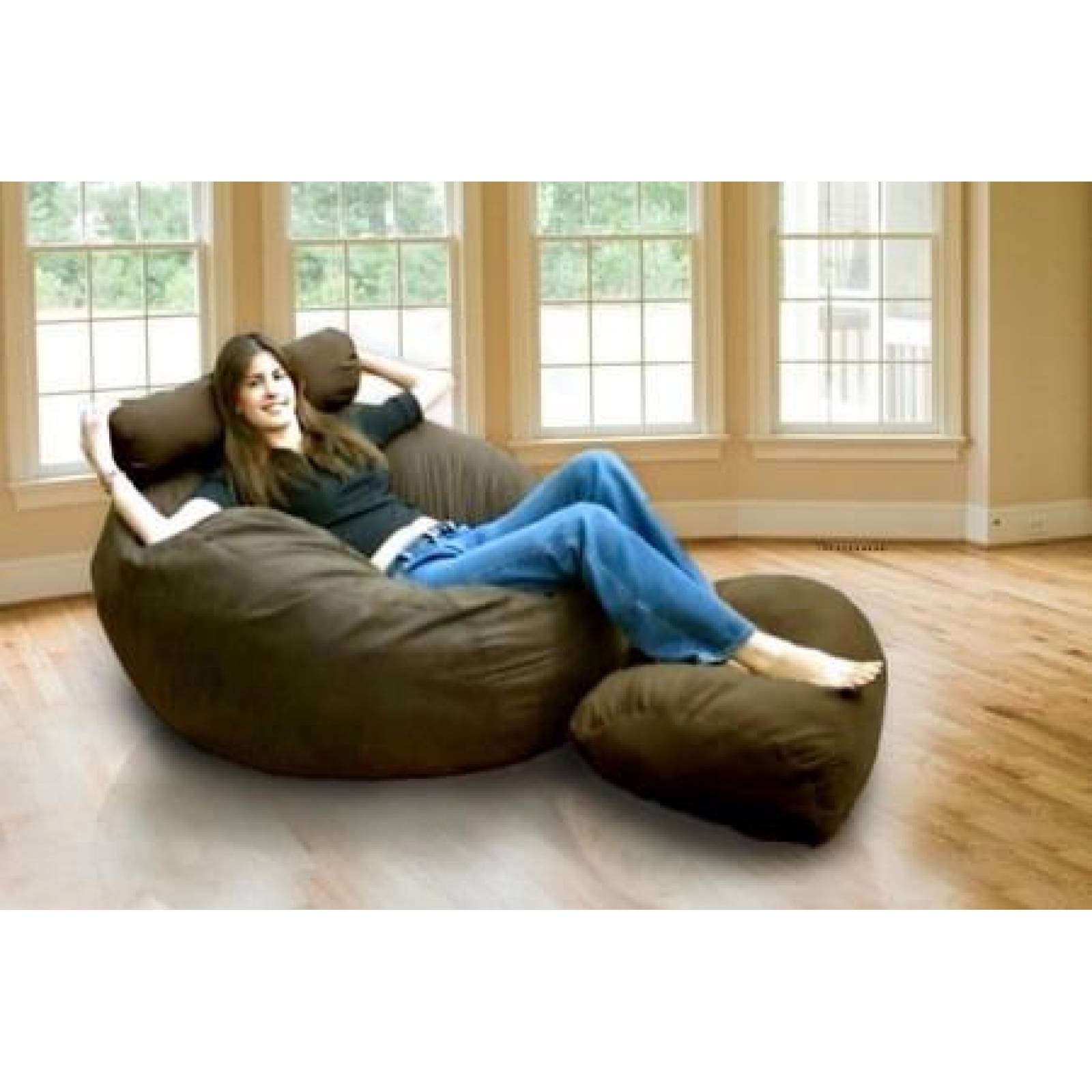 Sillón Puff Matrimonial con cama en su interior, cojín y taburete de Gamuza