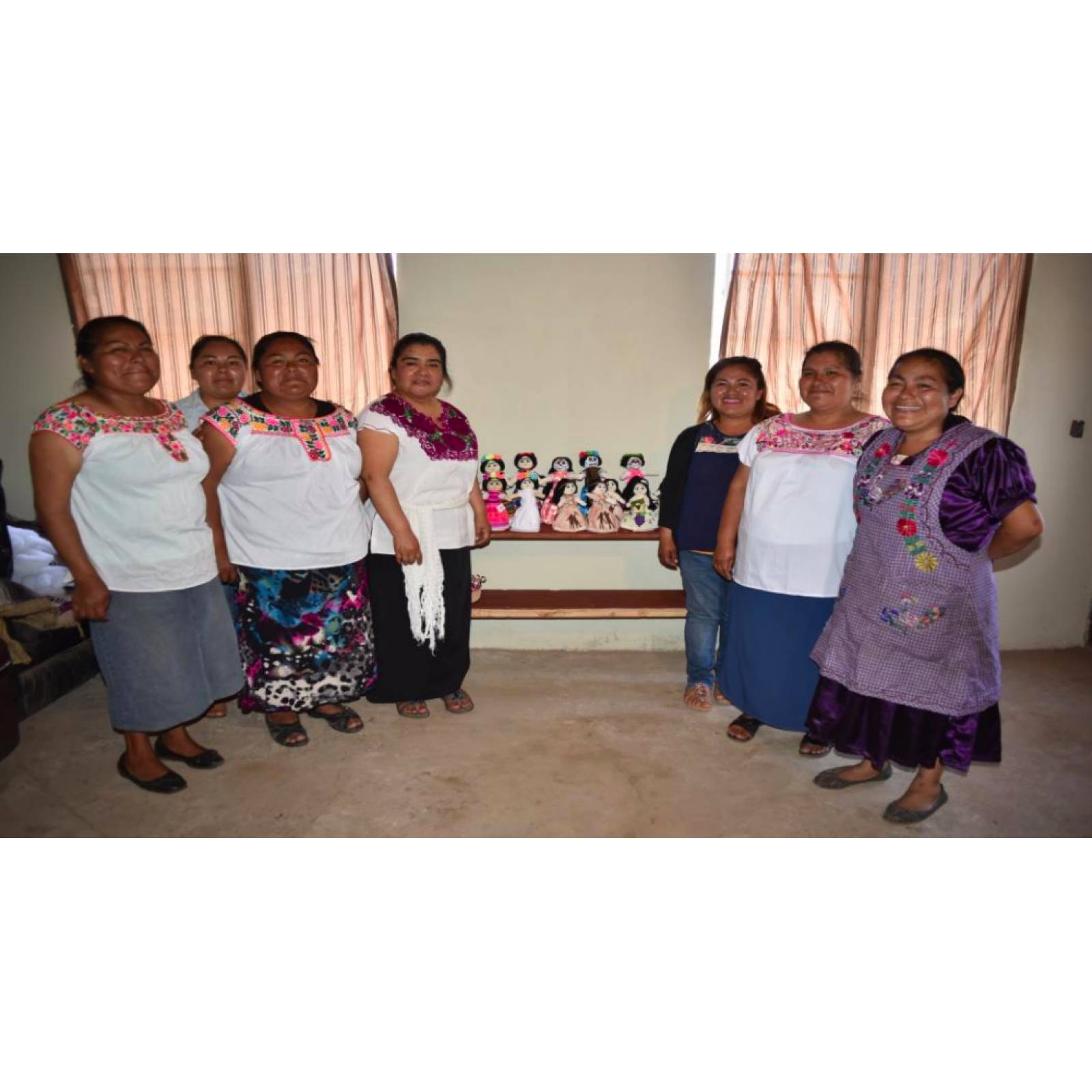 Muñeca Artesanal De Tela " Arte Rupestre"