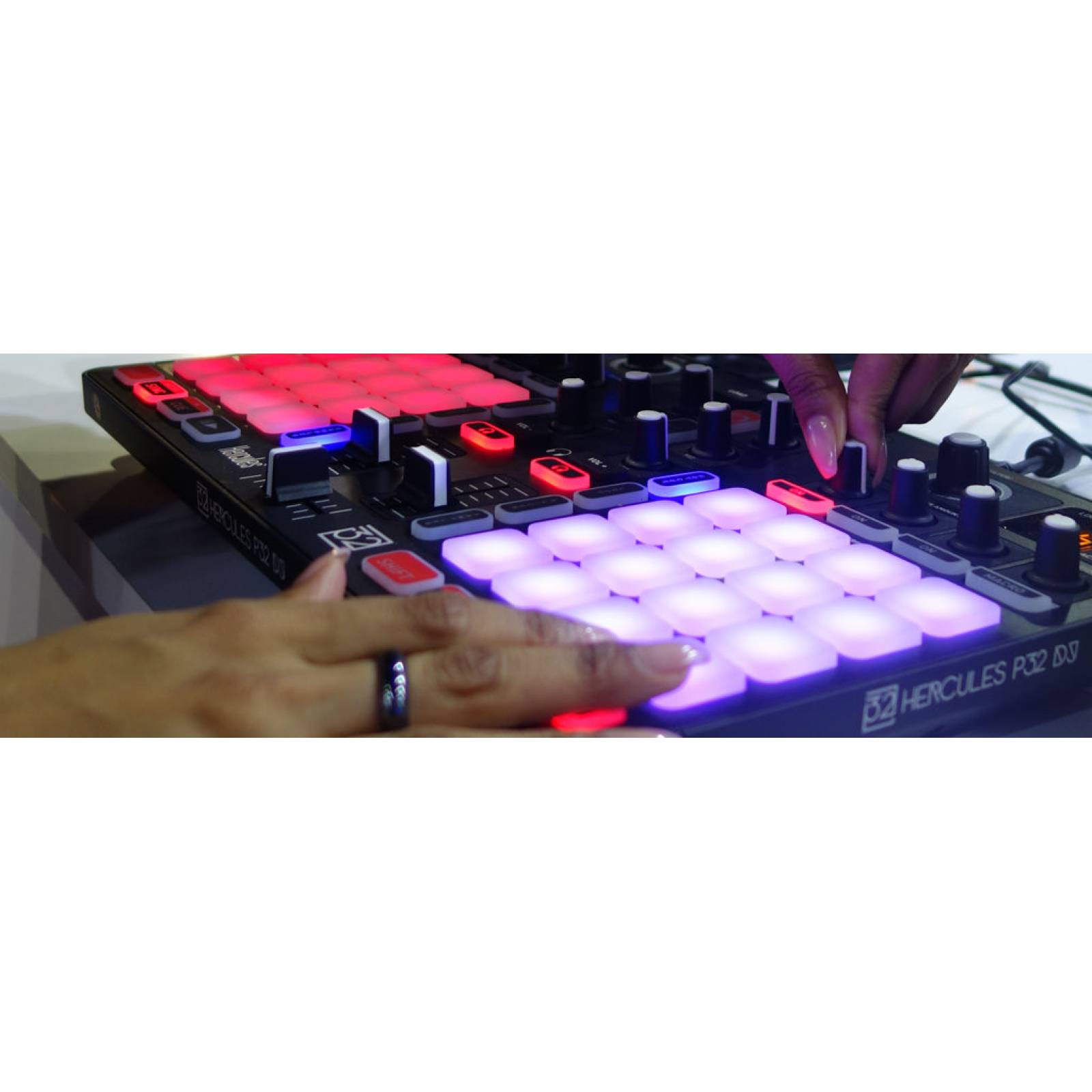 CONTROLADOR USB MIDI HERCULES P32 DJ 
