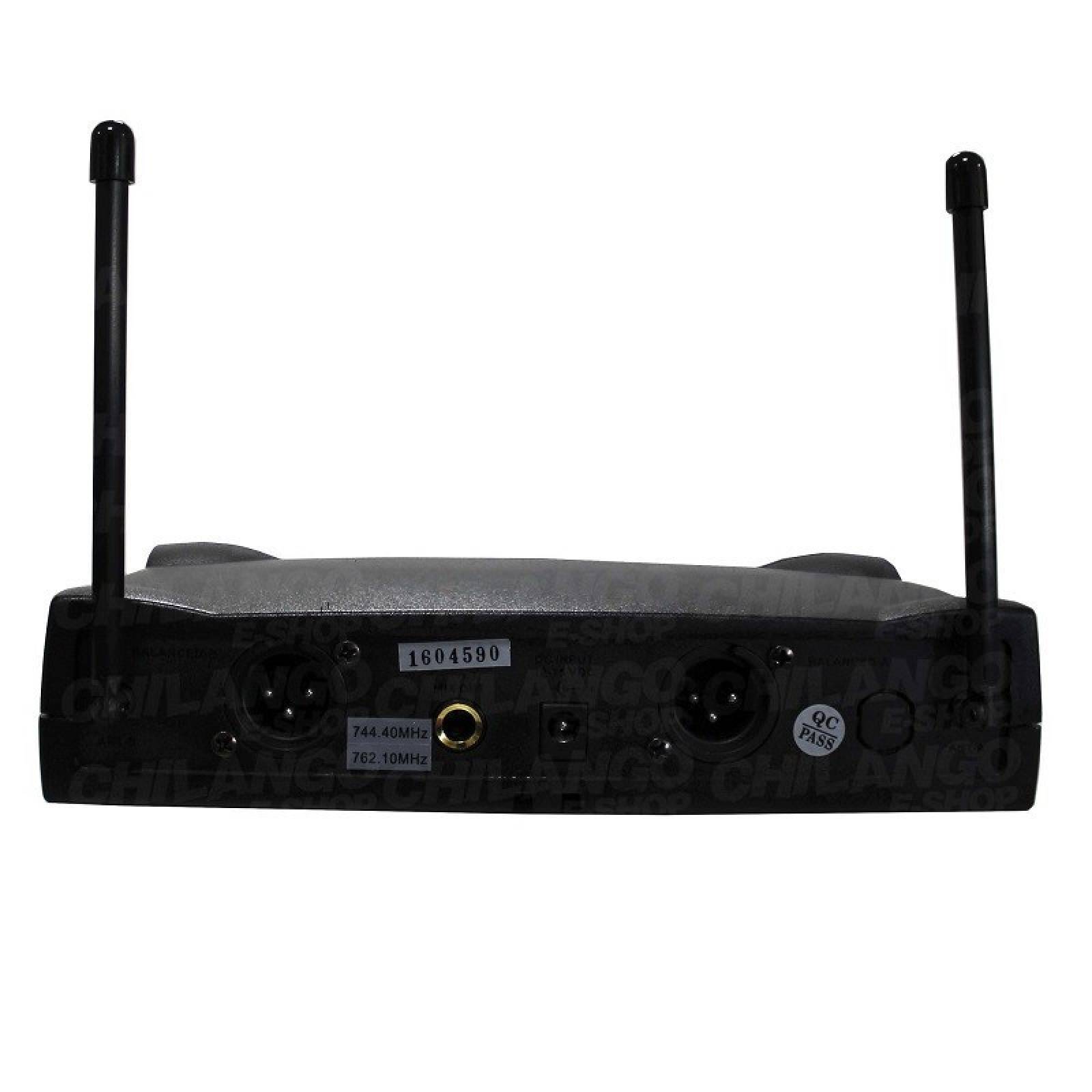 SISTEMA PROFESIONAL 2 MICROFONOS INALAMBRICOS UHF