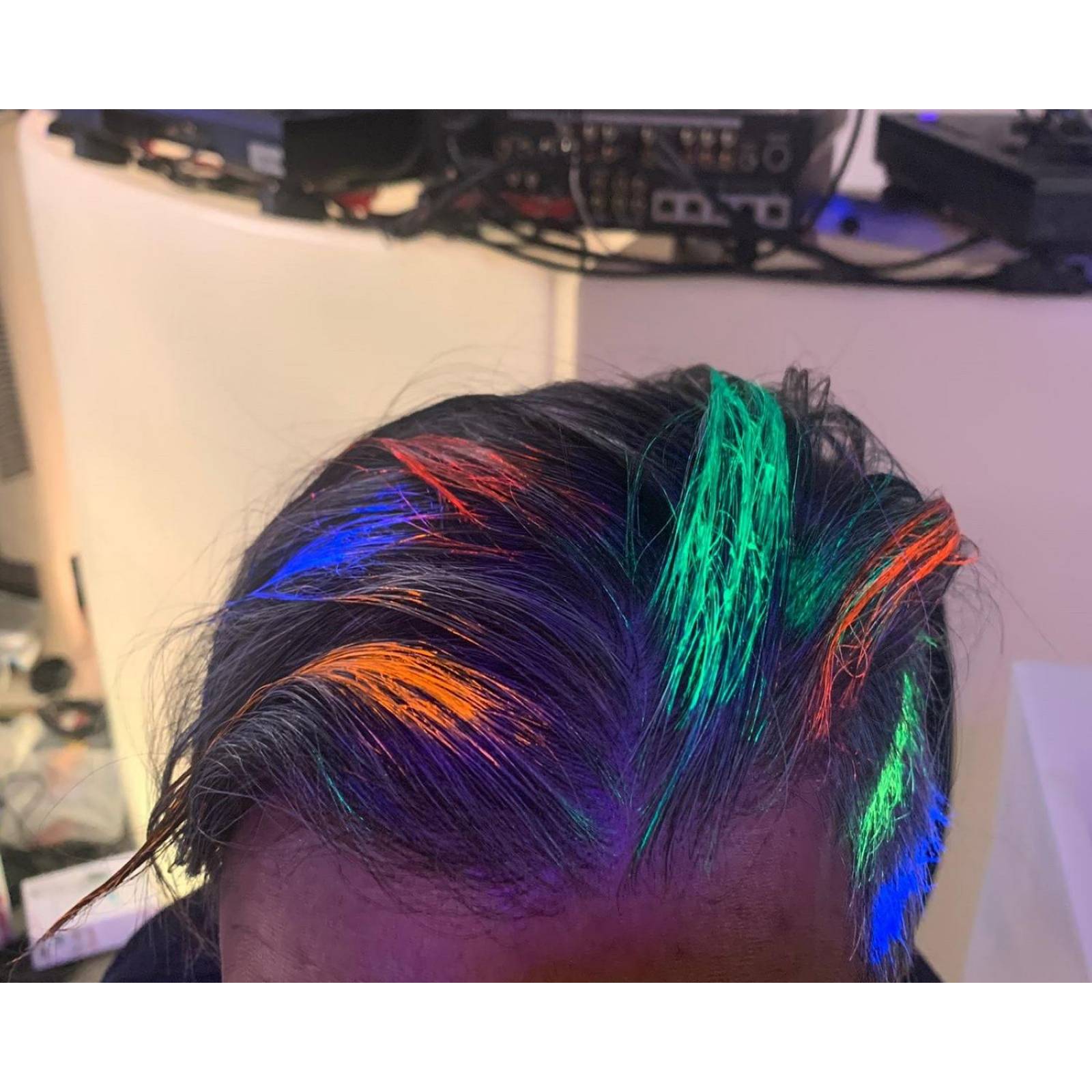 CERA NARANJA NEON PARA CABELLO BARBA Y BIGOTE 