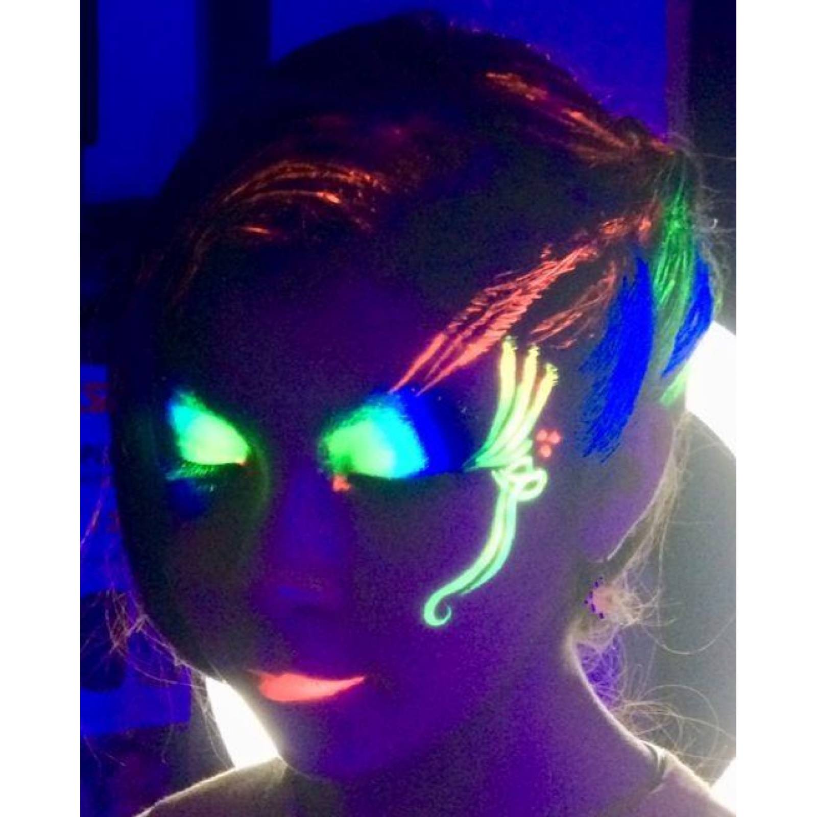 CERA VERDE NEON PARA CABELLO BARBA Y BIGOTE 