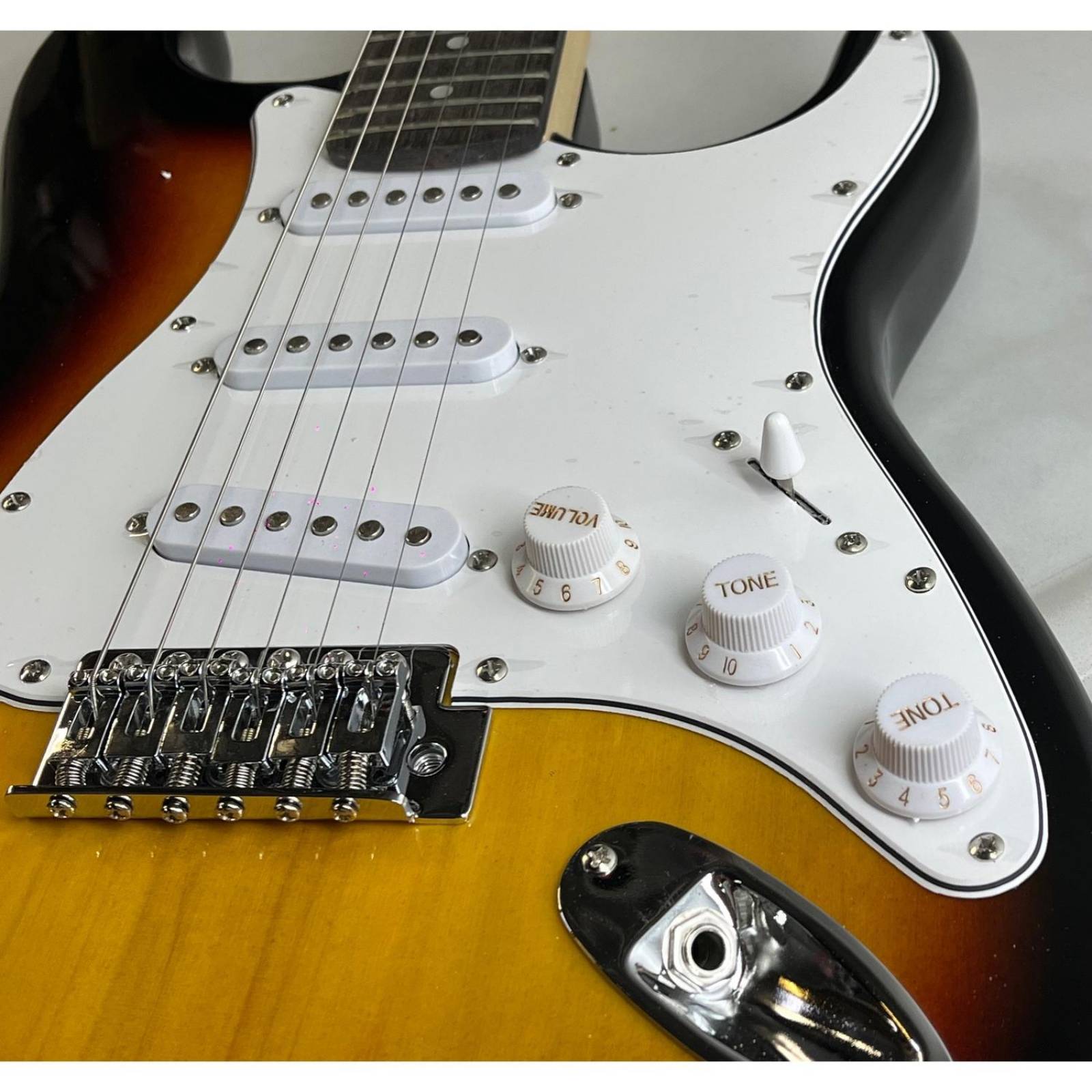 Kit de Guitarra electrica SOMBREADA profesional funda amplificador afinador 