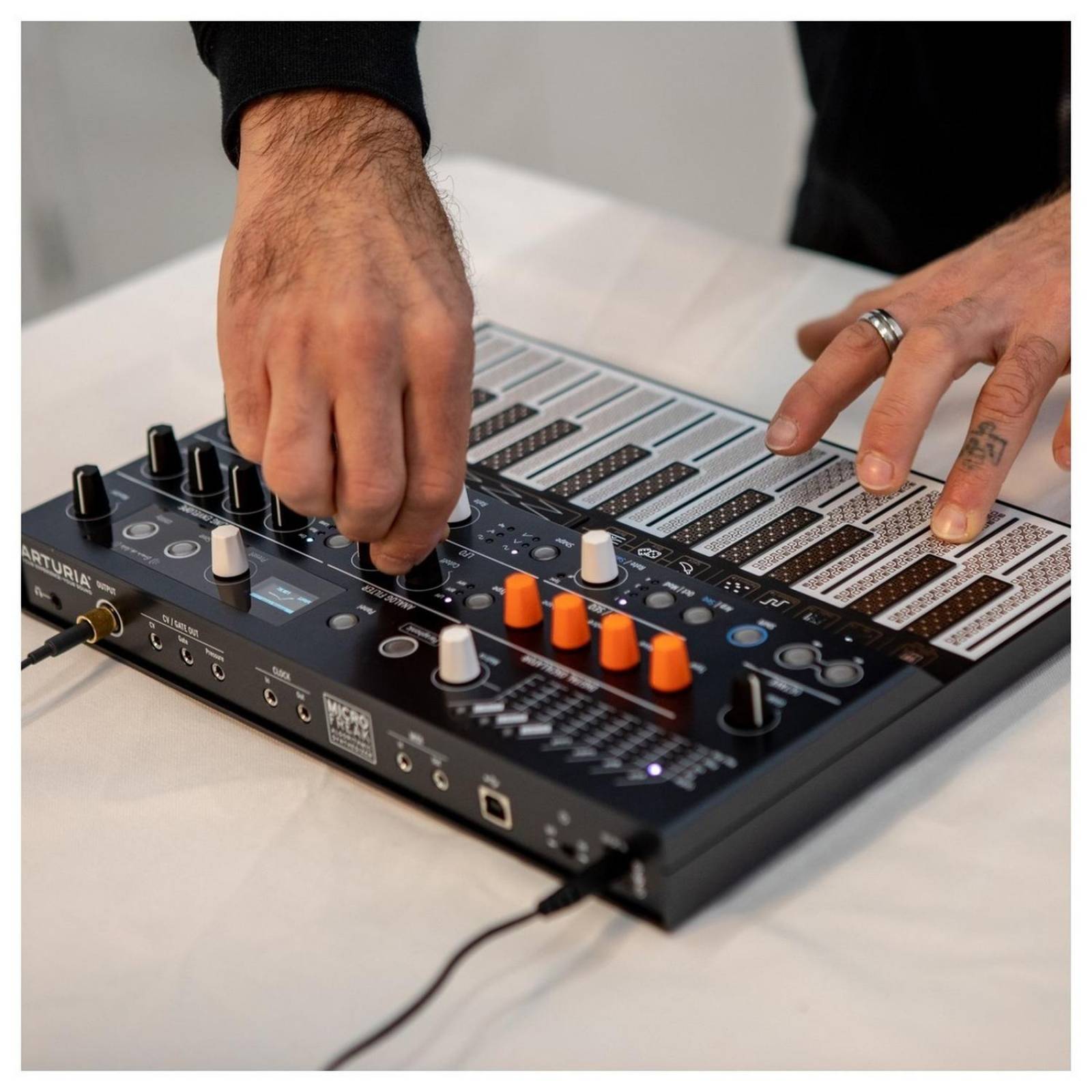 Sintetizador Hibrido Arturia MICROFREAK