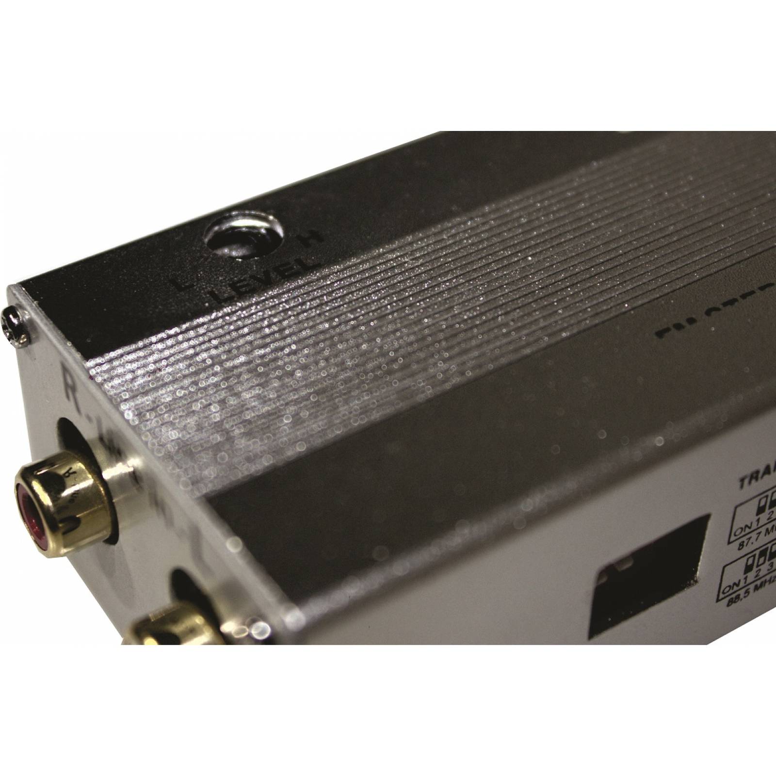 MODULADOR FM ALAMBRICO DXR 030 910 