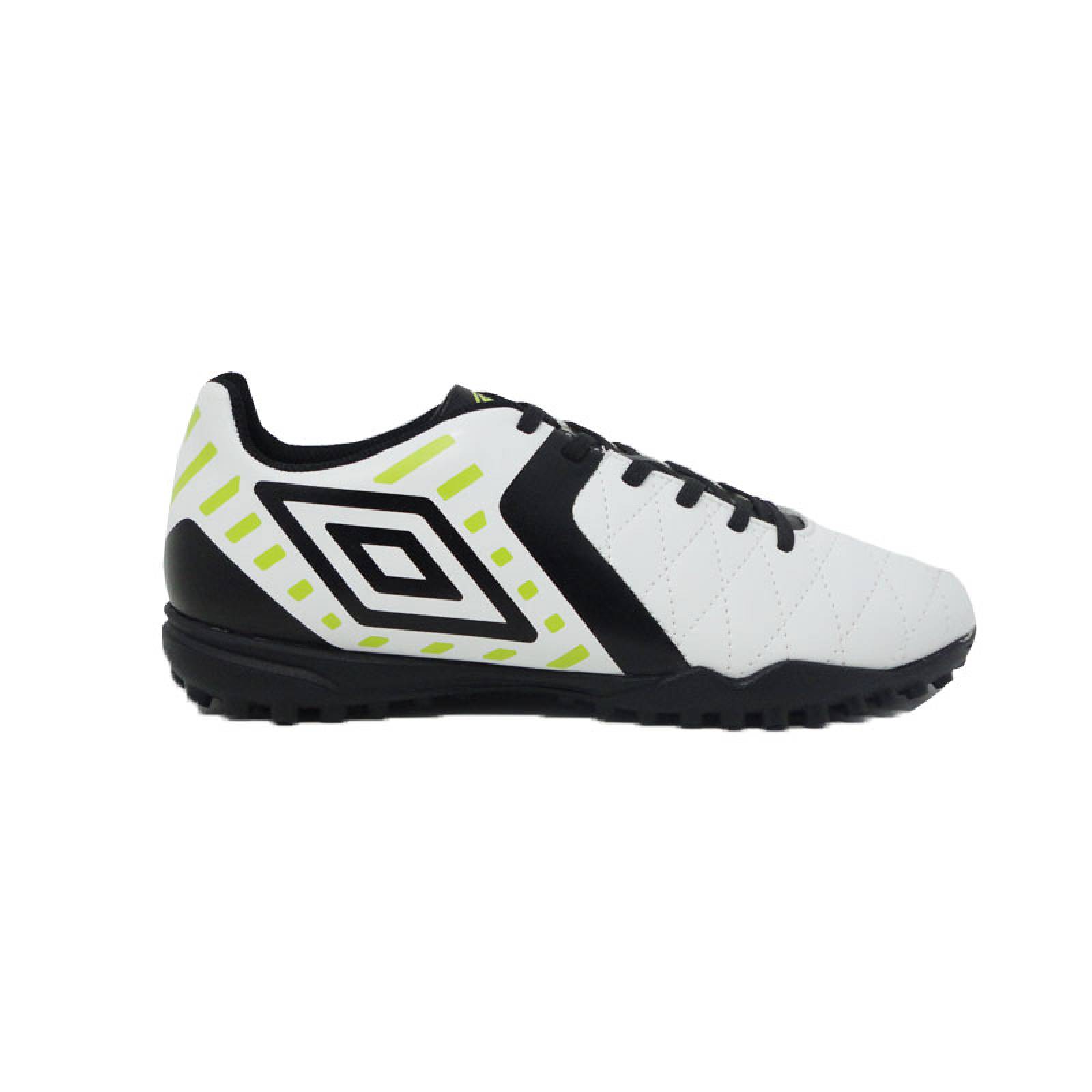 zapatos de futbol umbro