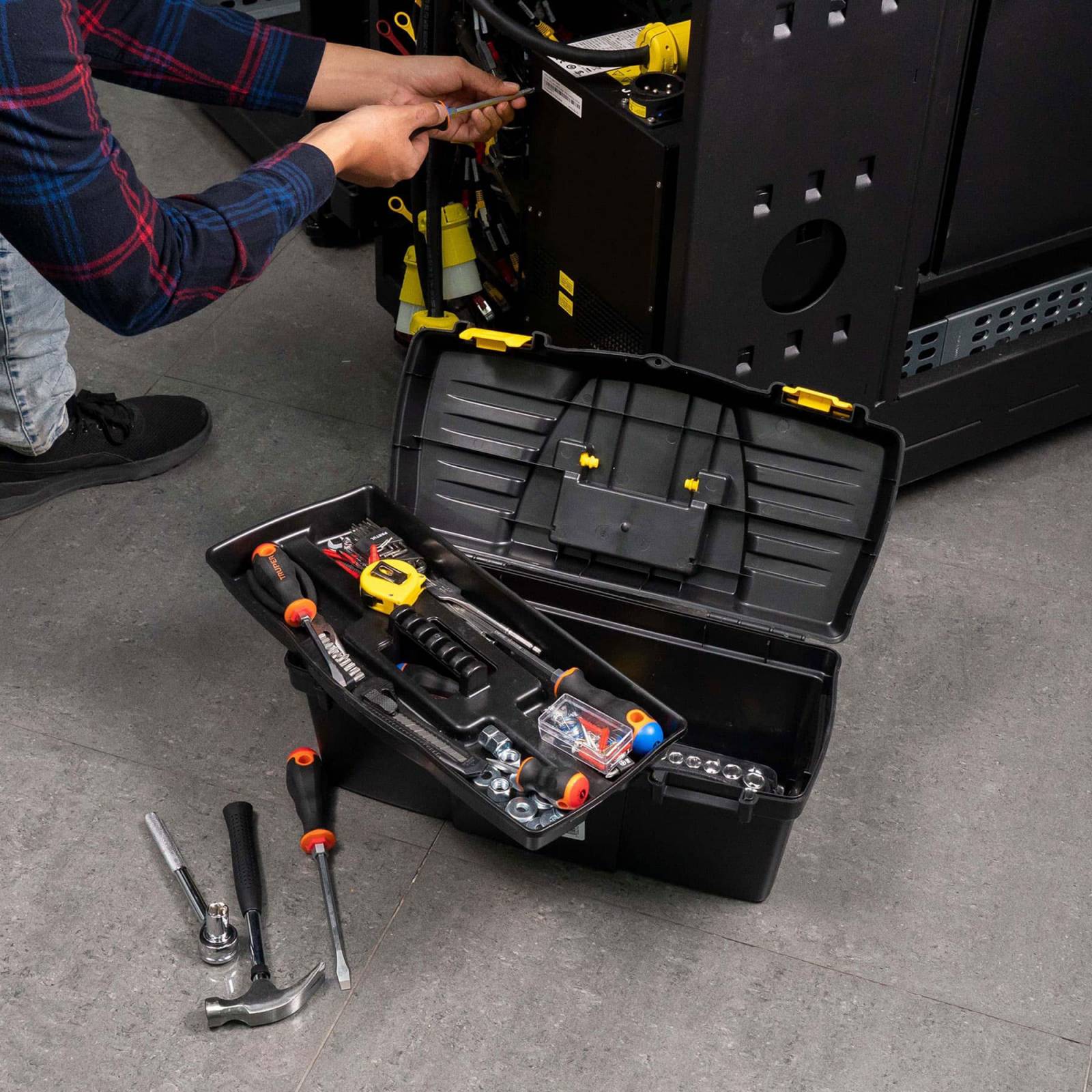 Caja para herramientas Pretul Tool Box 19