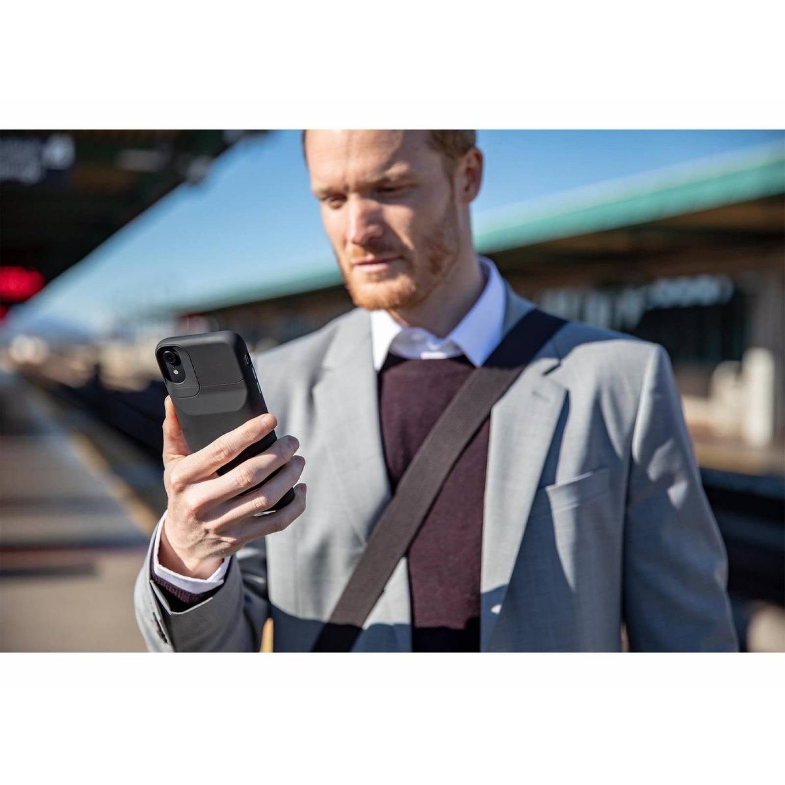 Funda Cargador Para iPhone XR Negro Juice Pack Air - Mophie 