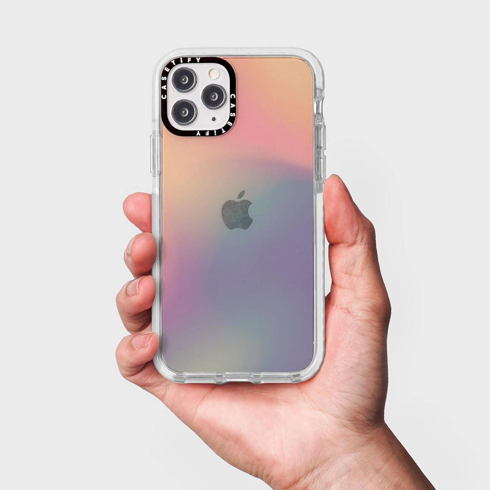 Funda CASETiFY Ultra Impact Iridiscente para iPhone 12 y 12 Pro 