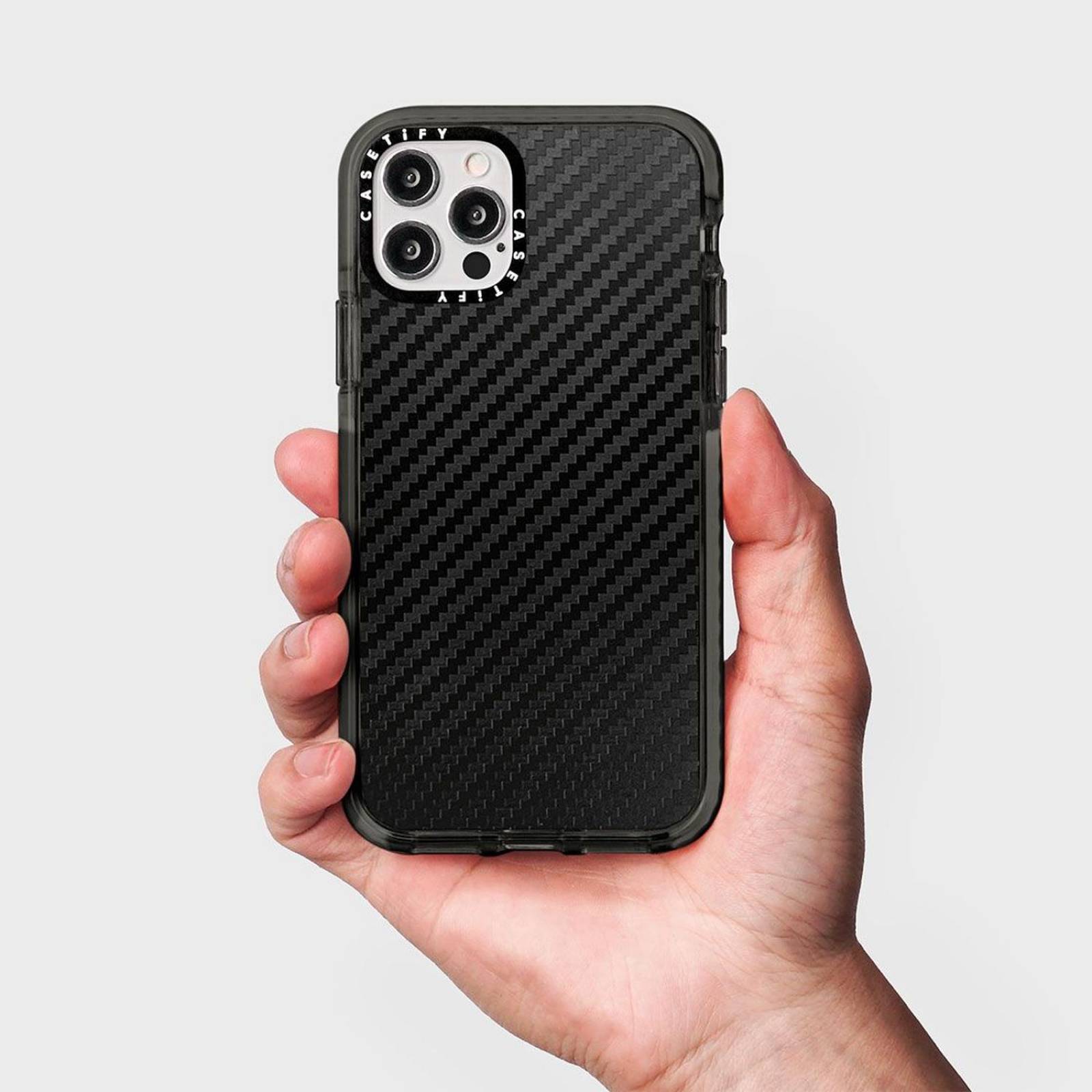 Funda CASETiFY Impact Negro para iPhone 12 y 12 Pro 
