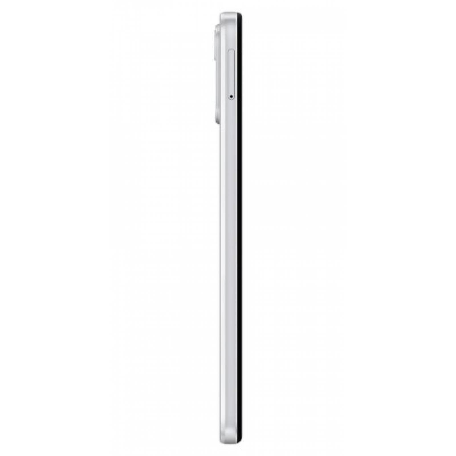 CELULAR MOTOROLA 4G XT2227-1 E32 PLATA KIT TELCEL