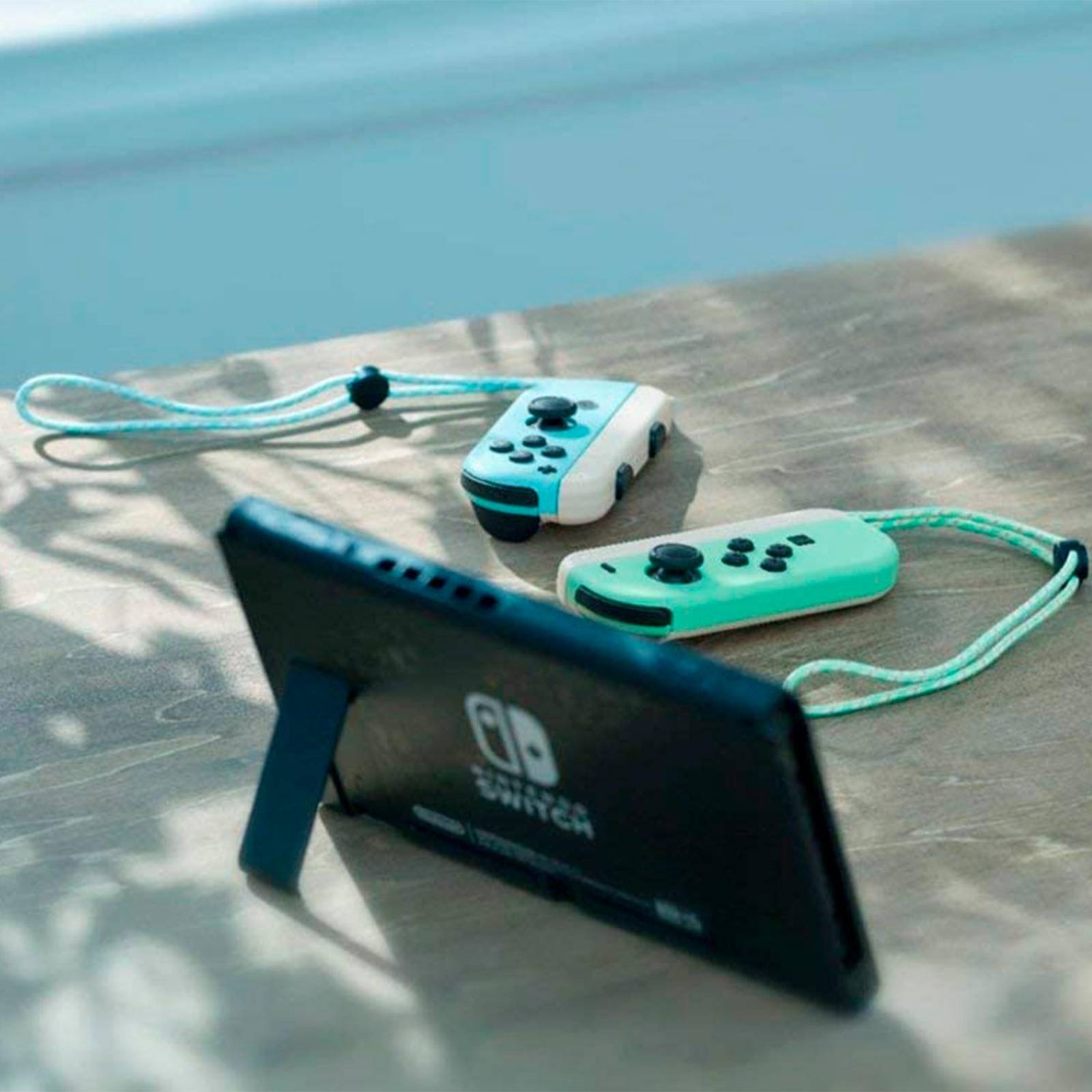 Consola NINTENDO Switch 32GB Edicion Animal Crossing HADSKEAAA 