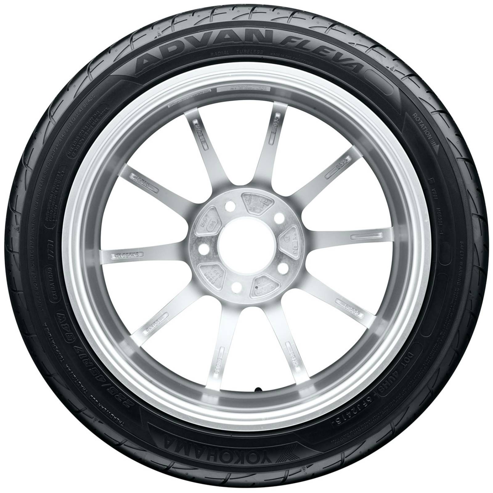 LLANTA 215/55 R17 94W  ADVAN FLEVA V701  YOKOHAMA