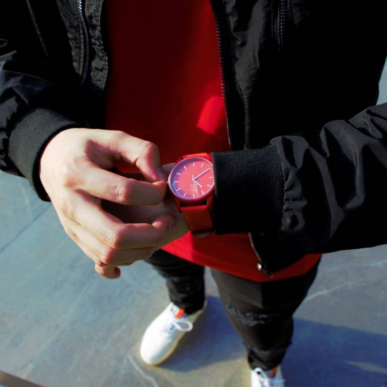 Reloj Moderno Figurati Causa Protección Animal Rojo Cravatt