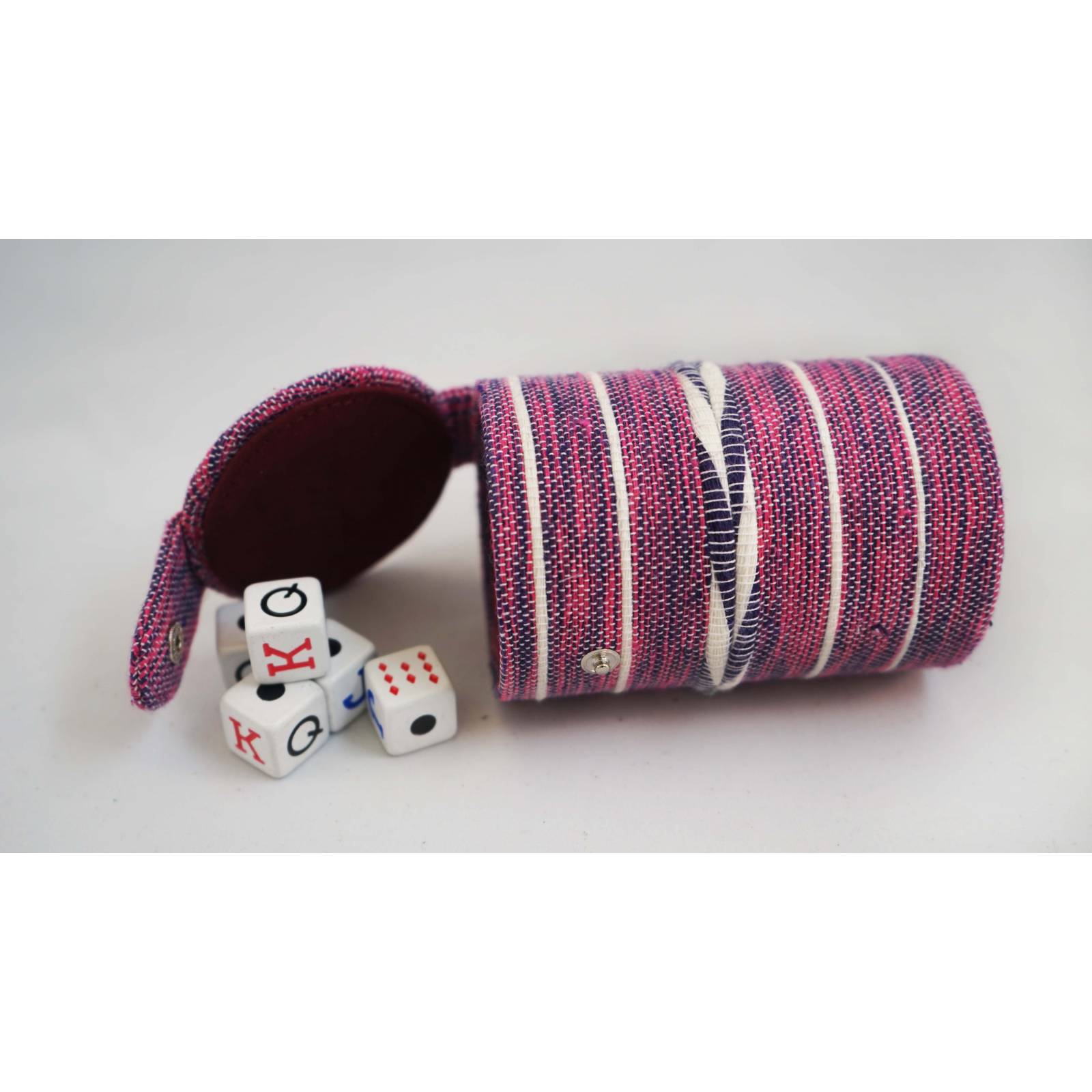 Cubilete Tela Artesanal Juego Mesa Fiesta Dados Morado Komoni