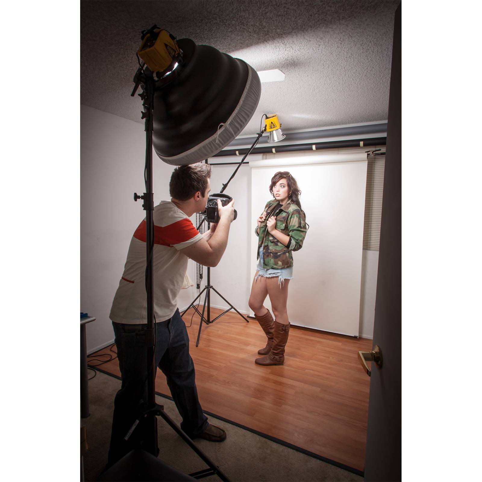 50-12 CICLORAMA FONDO DE PAPEL WHITE - BLANCO (2.72 X 11M)