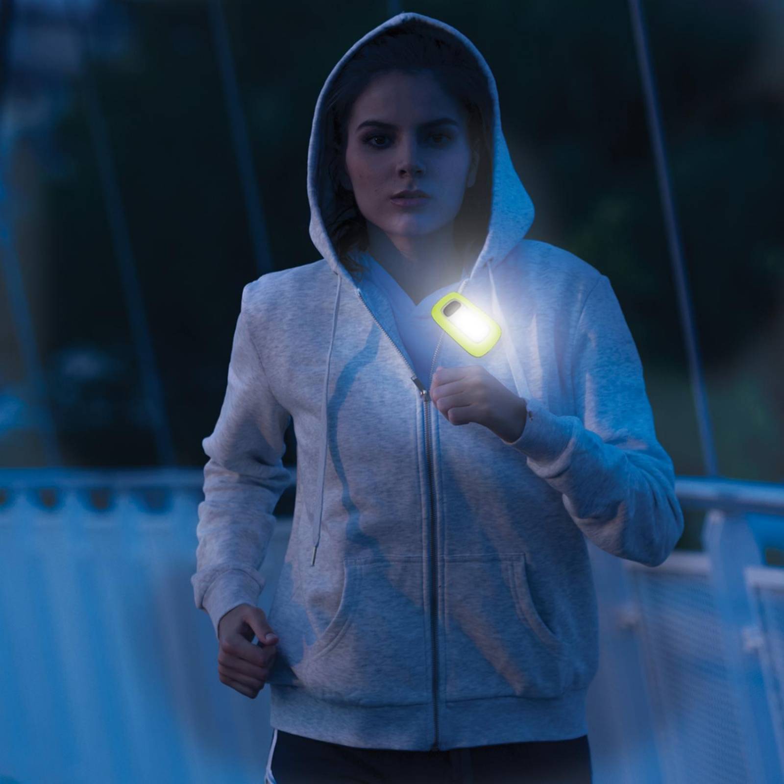 Linterna Llavero Portatil Con Clip Colgar Ropa Energizer Entkc2c